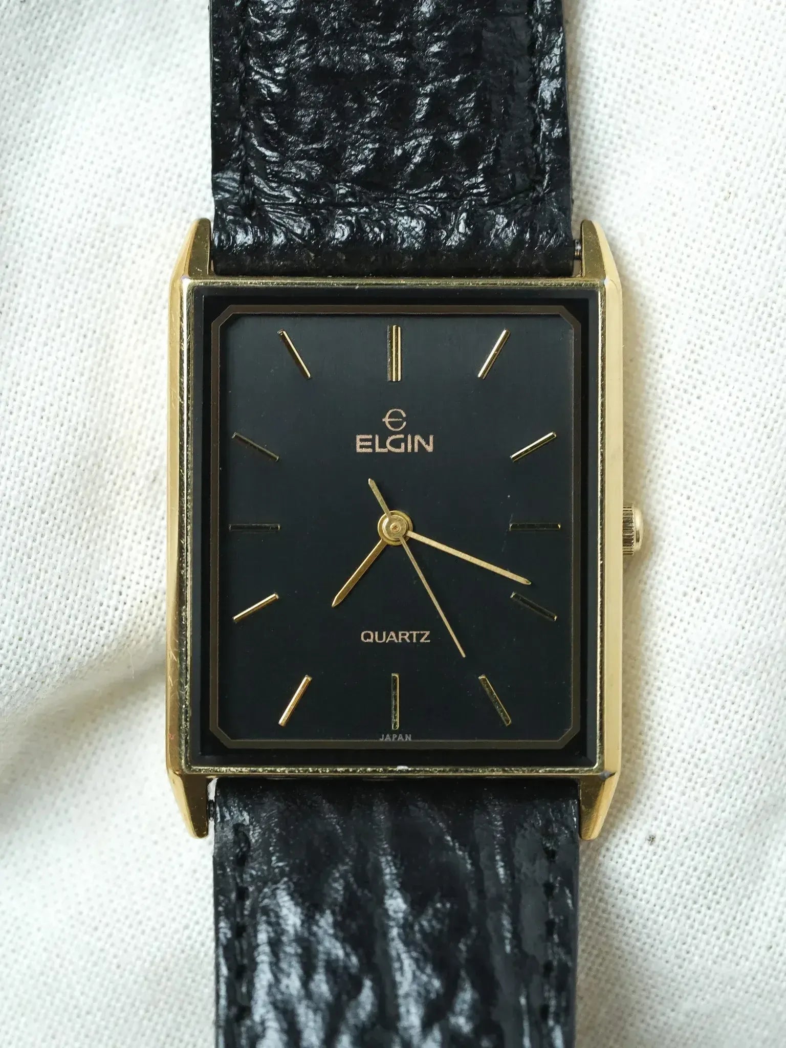 Elgin - Tank Or Laque Noir cadran noir - 1990s - Atelier Victor