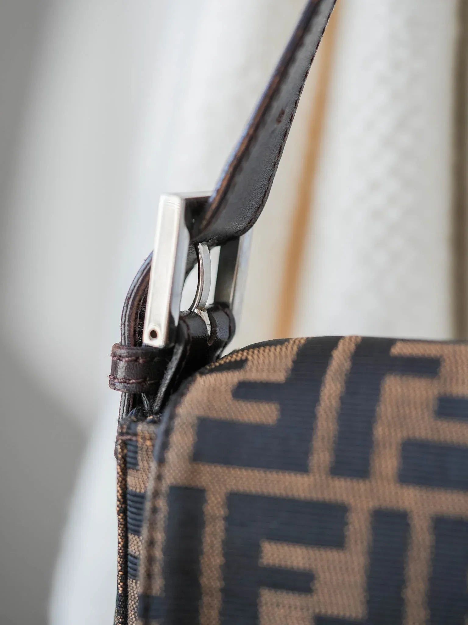 Fendi - Sac à main Baguette en Toile - Atelier Victor