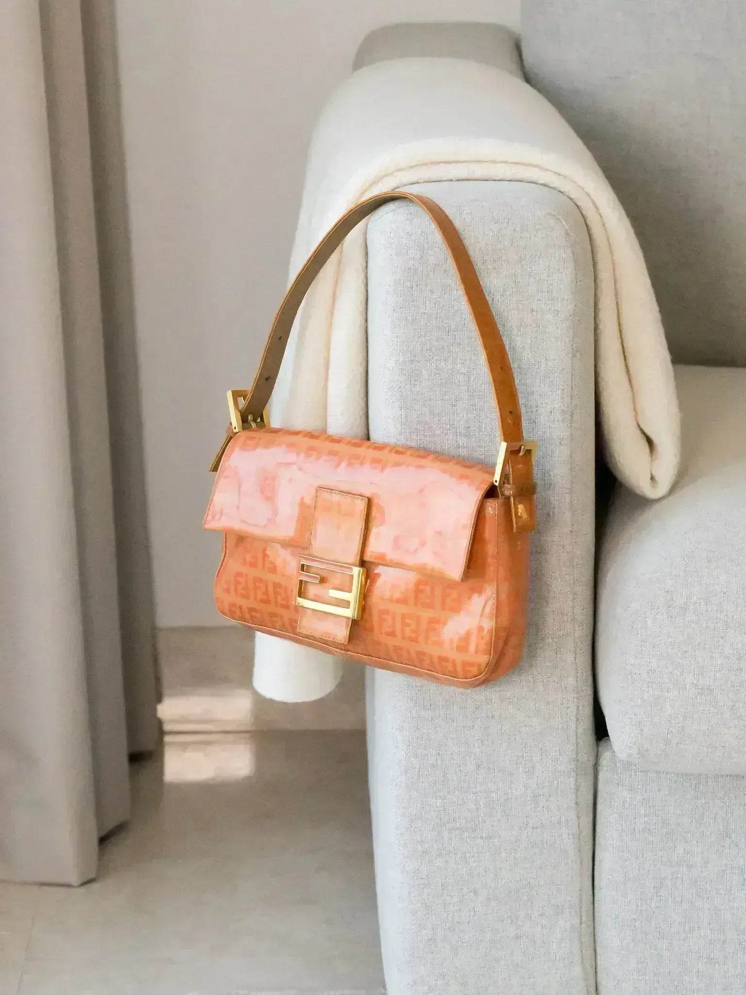 Fendi - Sac à main Baguette Orange - Atelier Victor