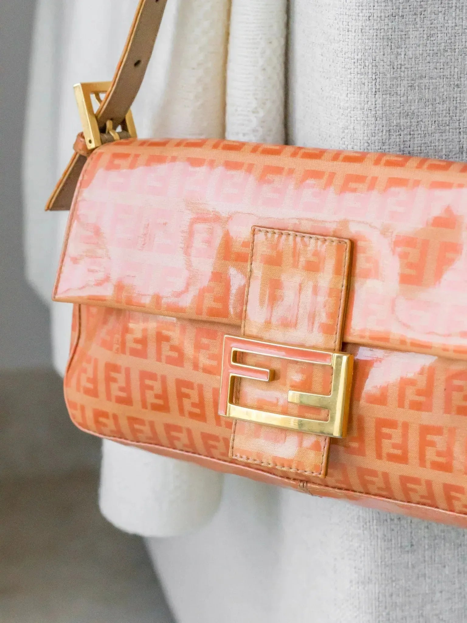 Fendi - Sac à main Baguette Orange - Atelier Victor