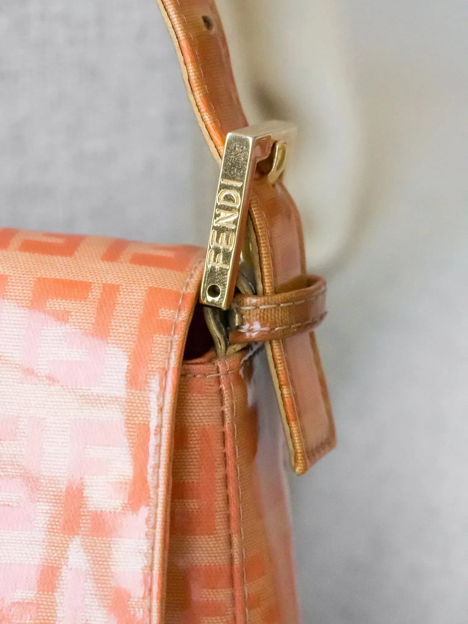 Fendi - Sac à main Baguette Orange - Atelier Victor