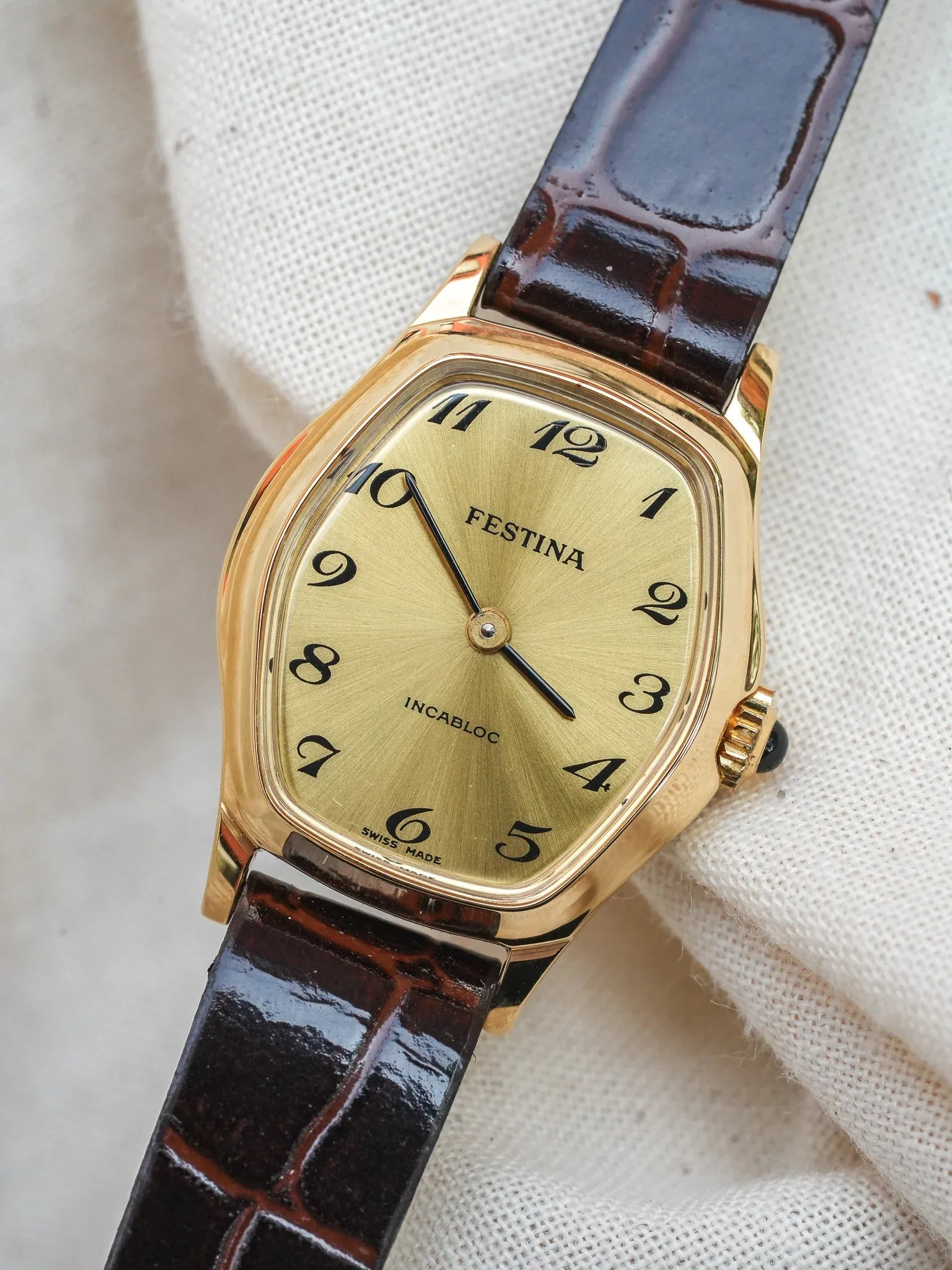 Festina - Tonneau Or Breguet Cabochon - NOS - 1980s - Atelier Victor - Vintage Shop