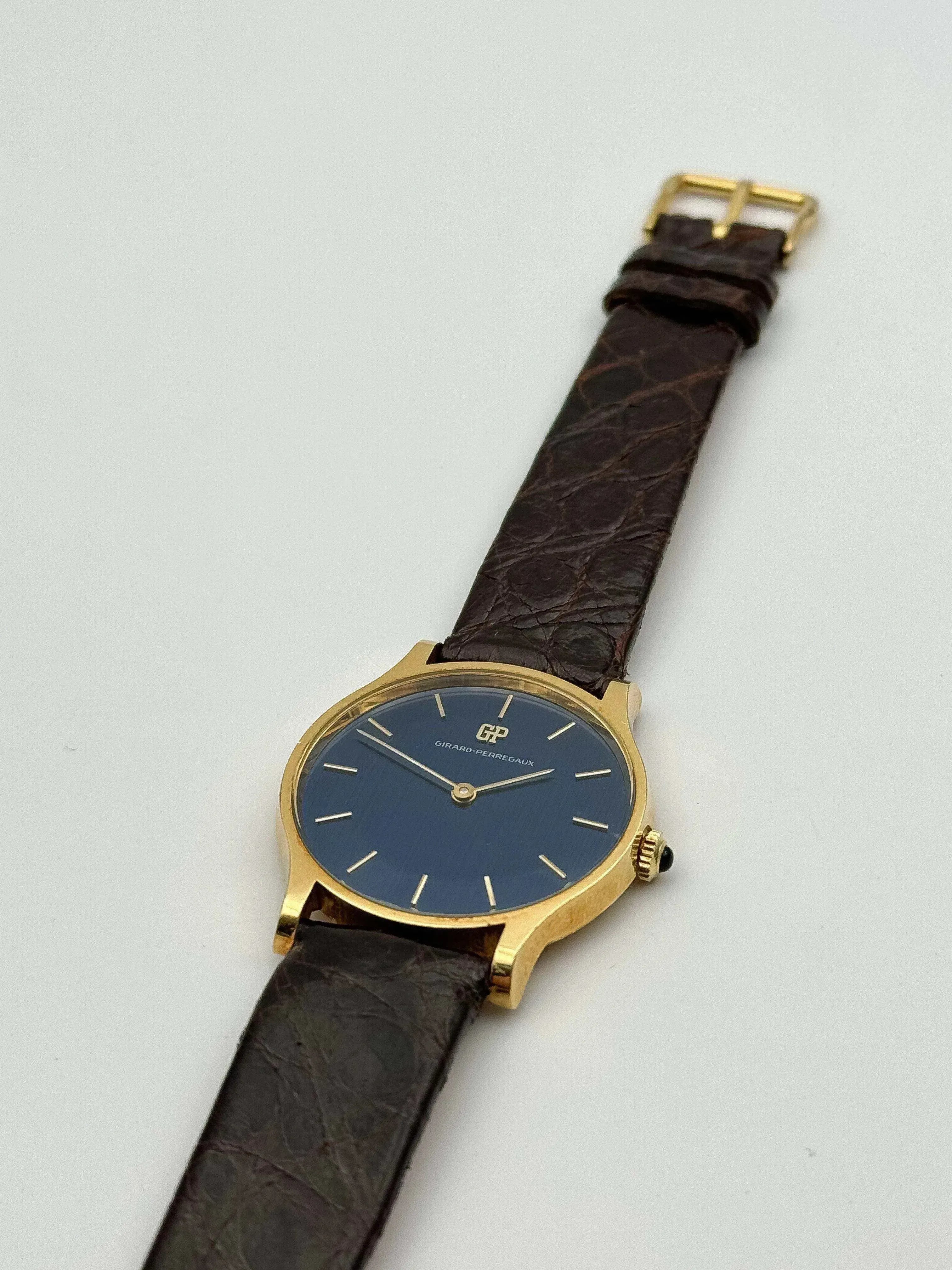 Girard Perregaux - Boitier Or 18k Bleu nuit - 1970s - Atelier Victor