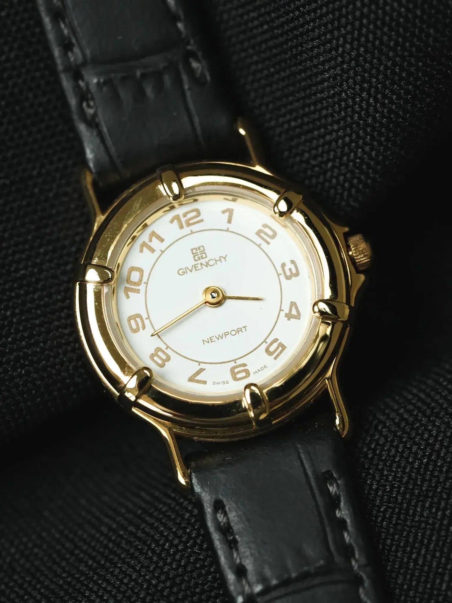 Givenchy - Mini Ronde Plaqué or Cadran blanc - 1990s - Atelier Victor