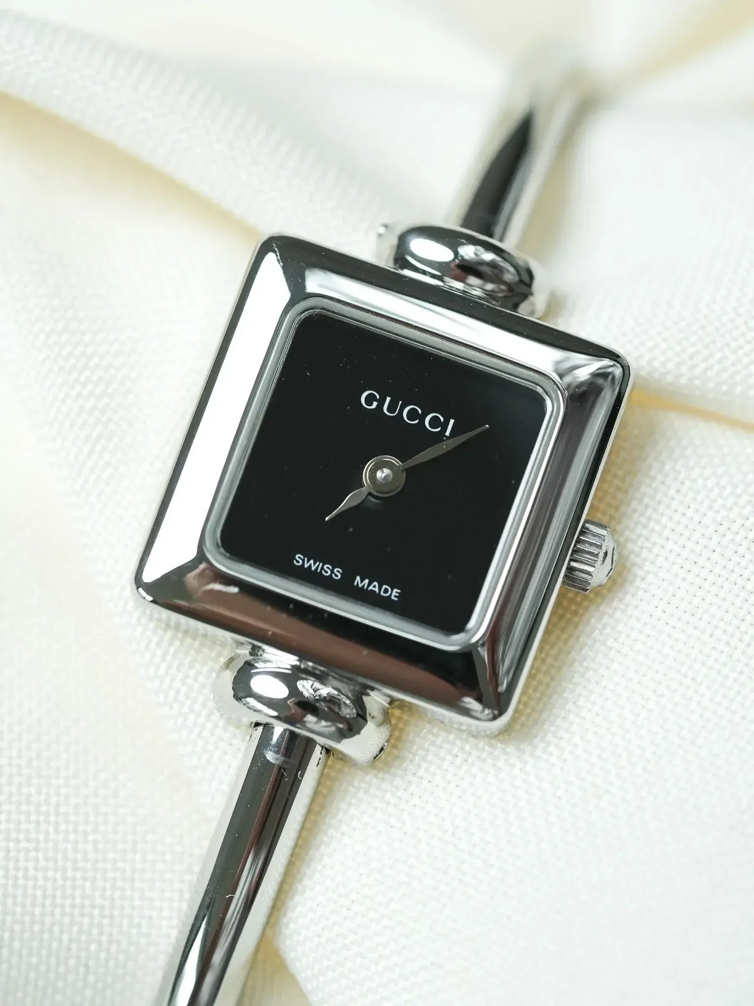Gucci - Carré Noir Bracelet Jonc Acier - 1990s - Atelier Victor