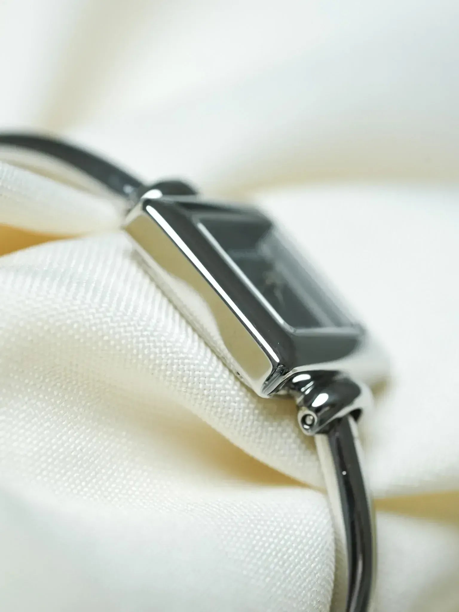 Gucci - Carré Noir Bracelet Jonc Acier - 1990s - Atelier Victor