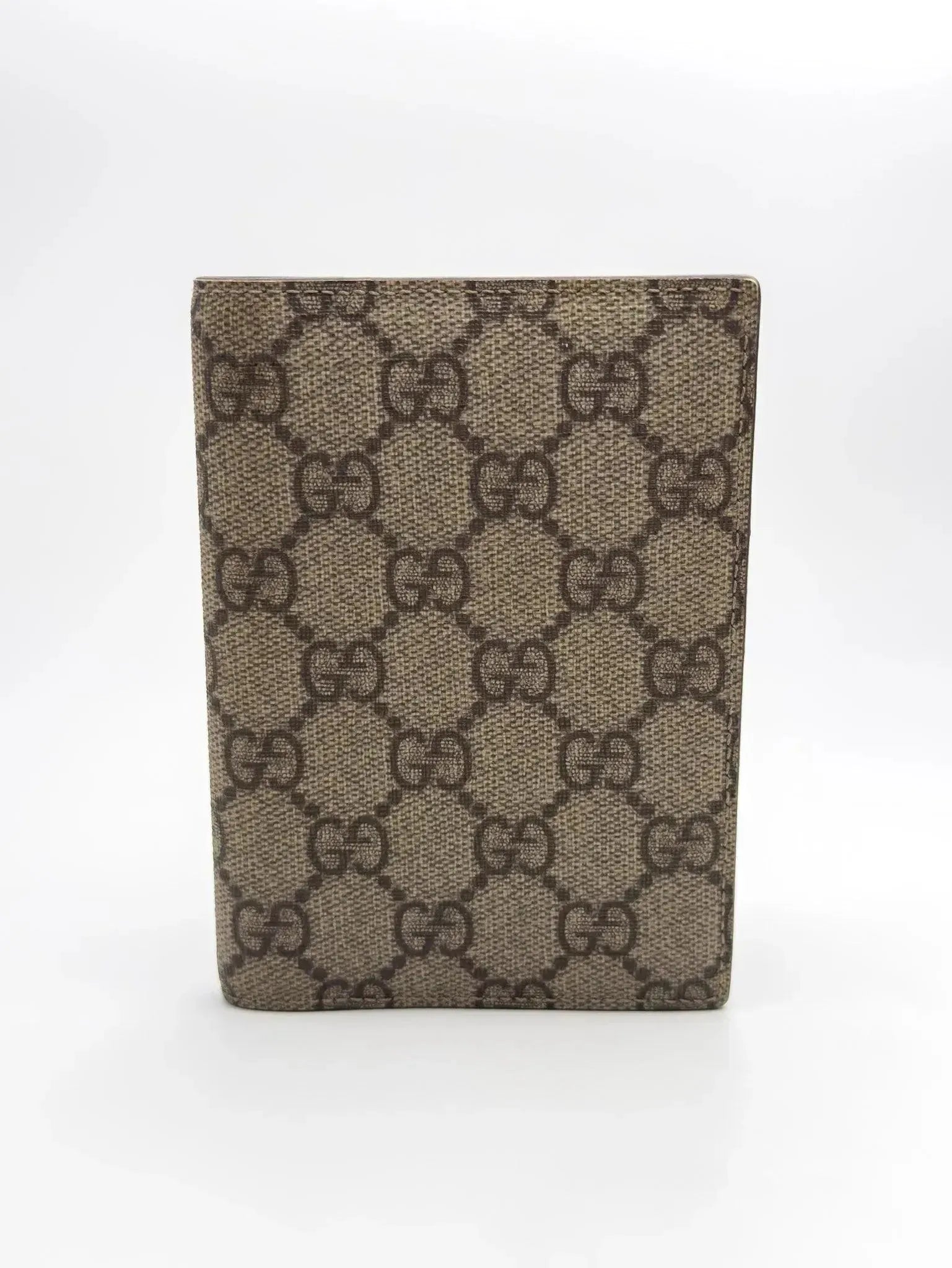 Gucci - Étui pour passeport en toile GG - Atelier Victor