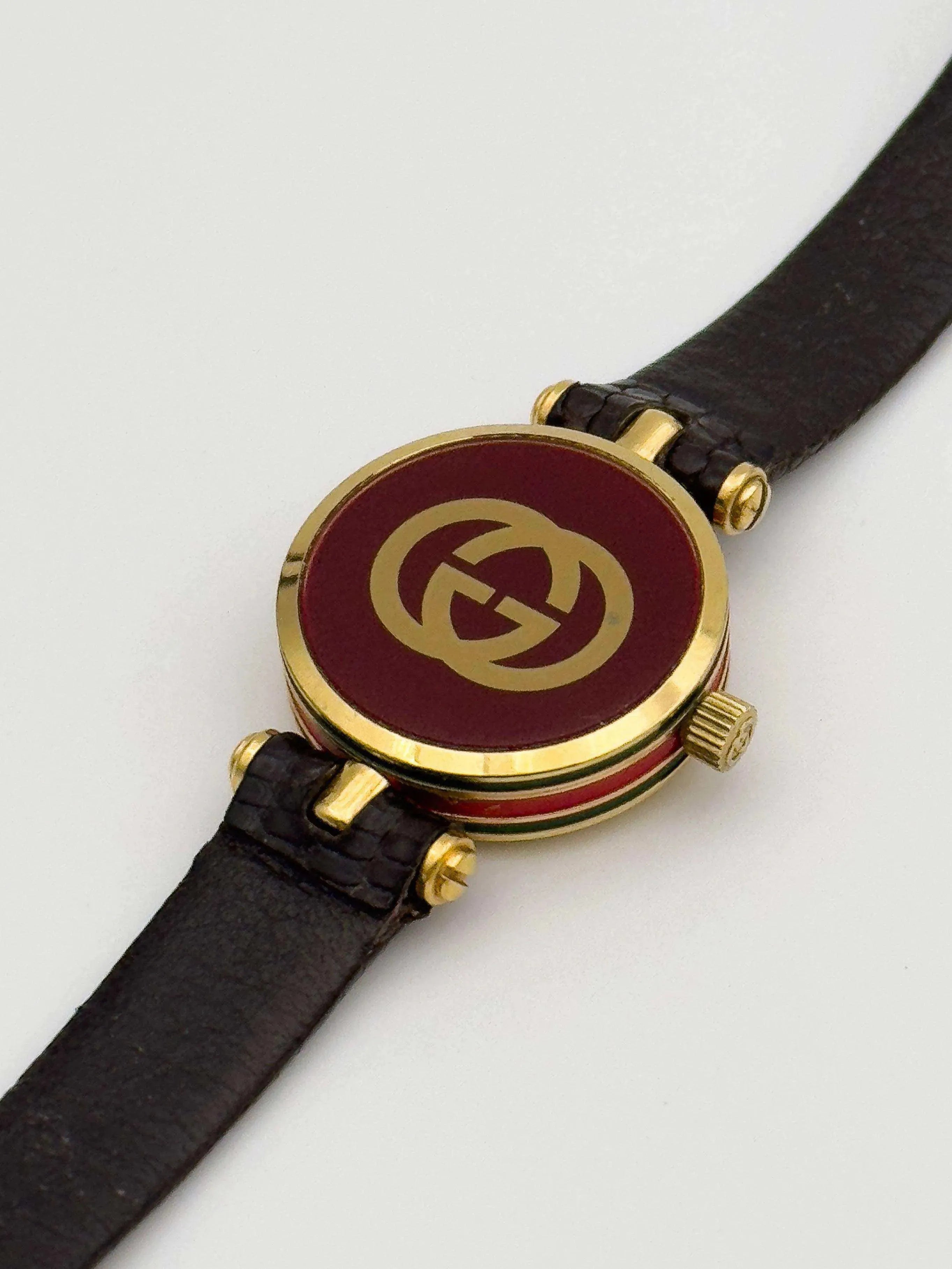 Gucci - Lady Gold Red - BOX - 1990's - Atelier Victor Paris - Vintage Watch Shop Dubai