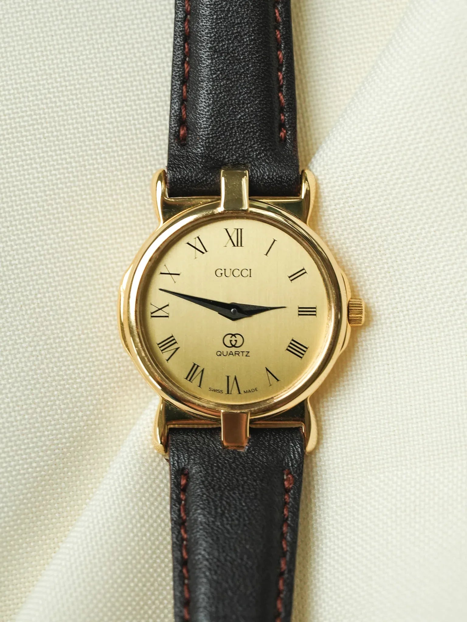 Gucci - Mini Ronde cornes centrales plaqué or - 1980s - Atelier Victor