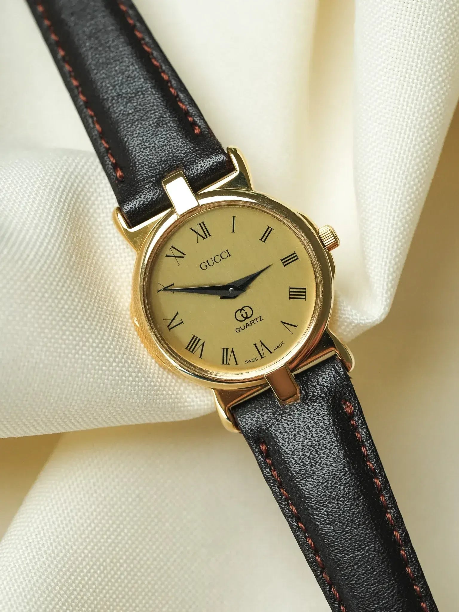 Gucci - Mini Ronde cornes centrales plaqué or - 1980s - Atelier Victor
