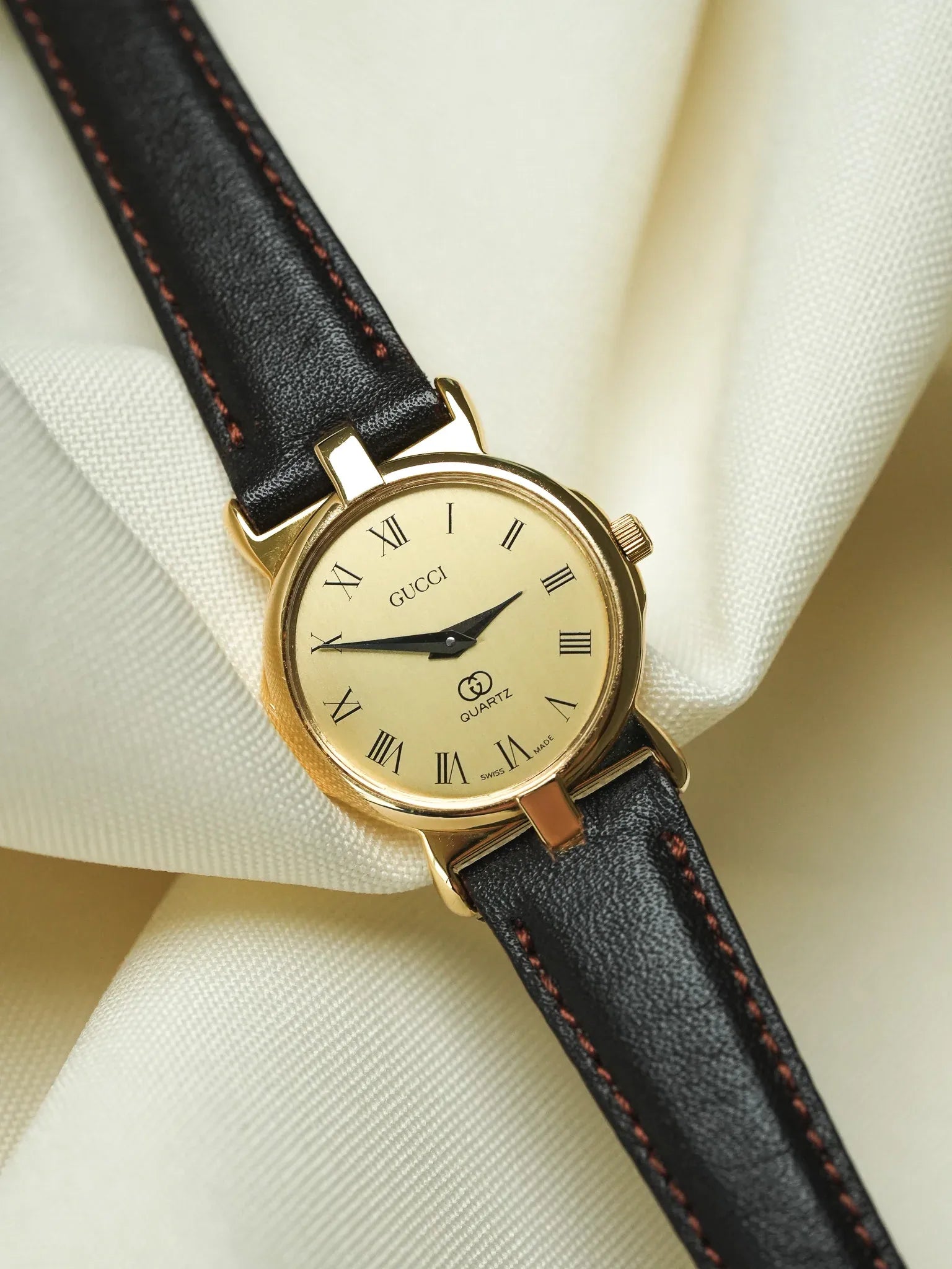 Gucci - Mini Ronde cornes centrales plaqué or - 1980s - Atelier Victor