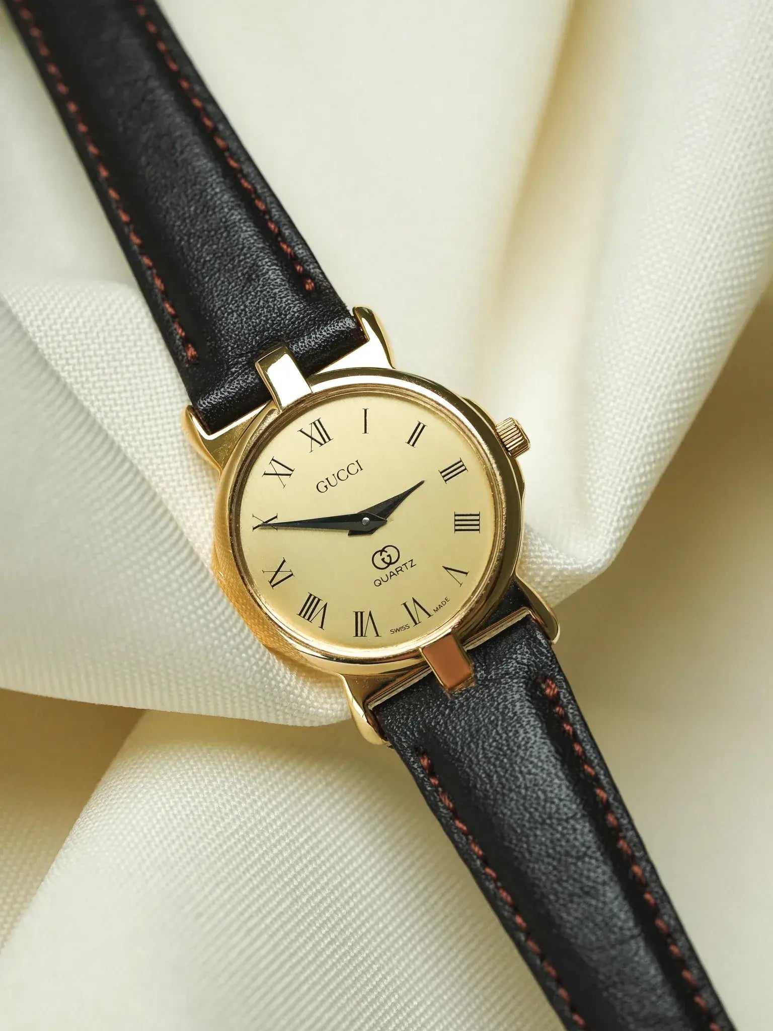 Gucci - Mini Ronde cornes centrales plaqué or - 1980s - Atelier Victor