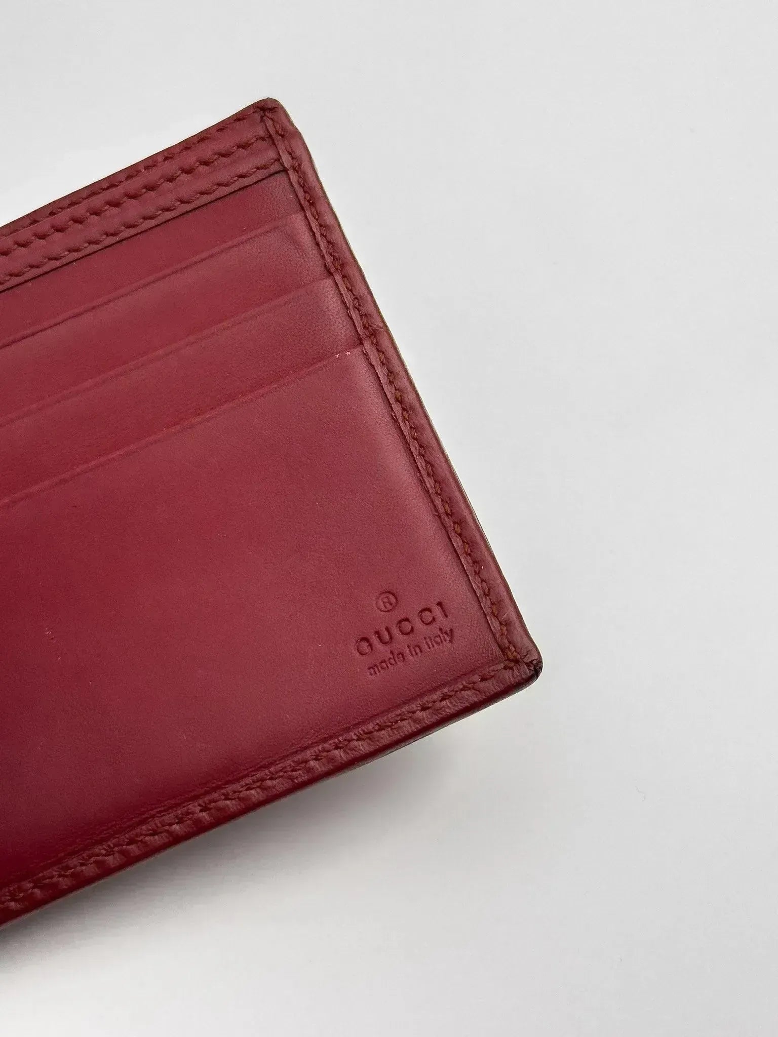 Gucci - Portefeuille en cuir GG bordeaux - Atelier Victor