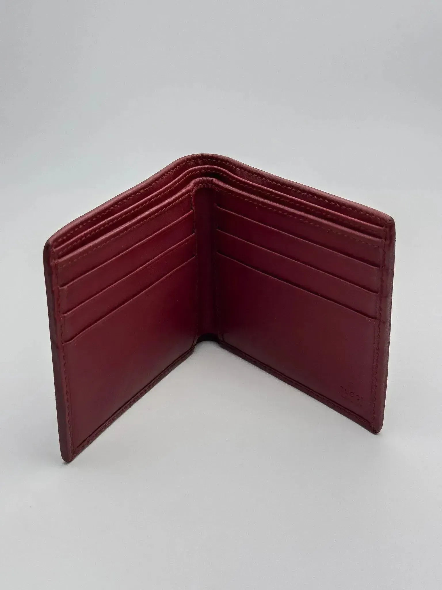 Gucci - Portefeuille en cuir GG bordeaux - Atelier Victor