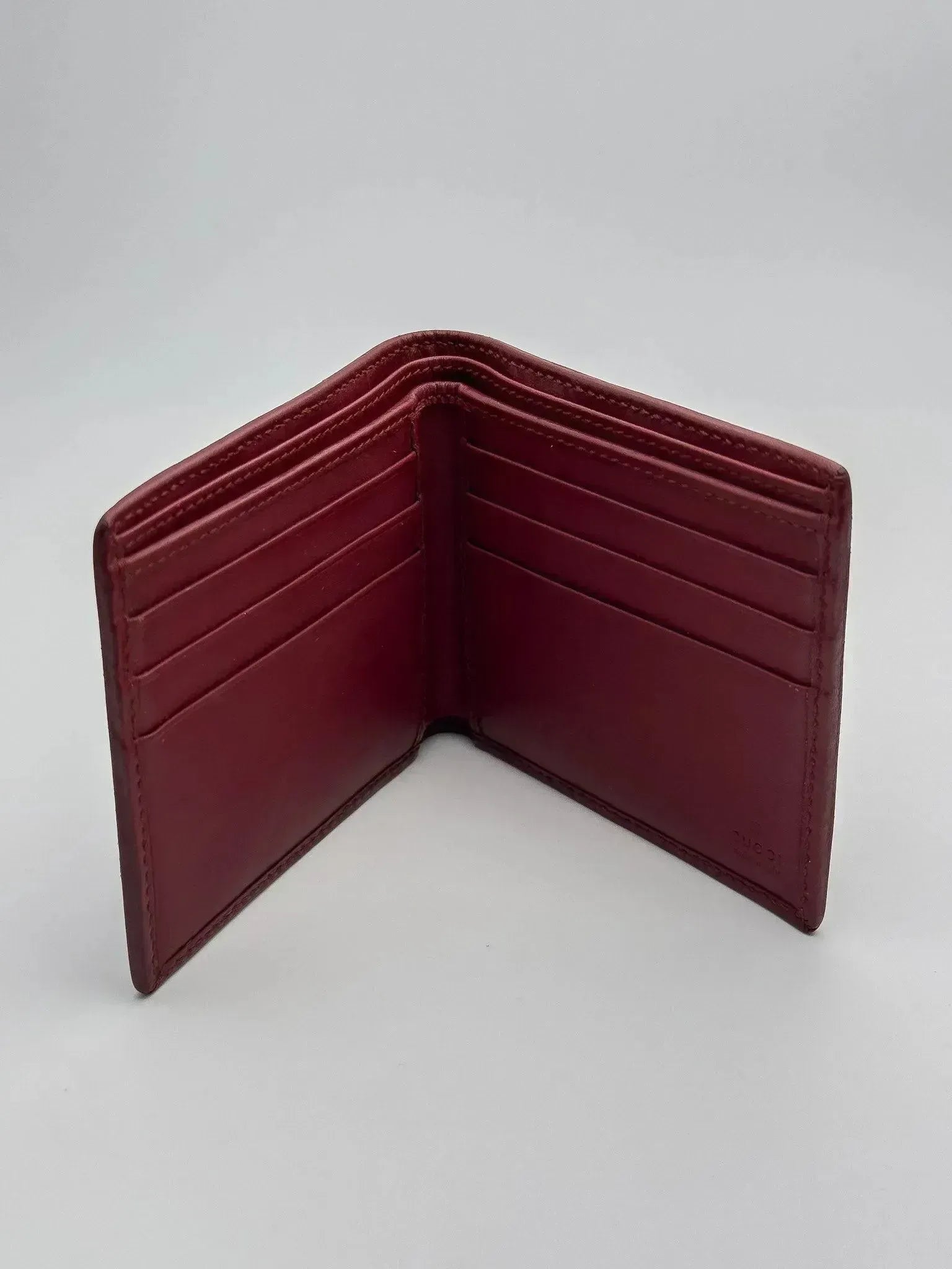 Gucci - Portefeuille en cuir GG bordeaux - Atelier Victor