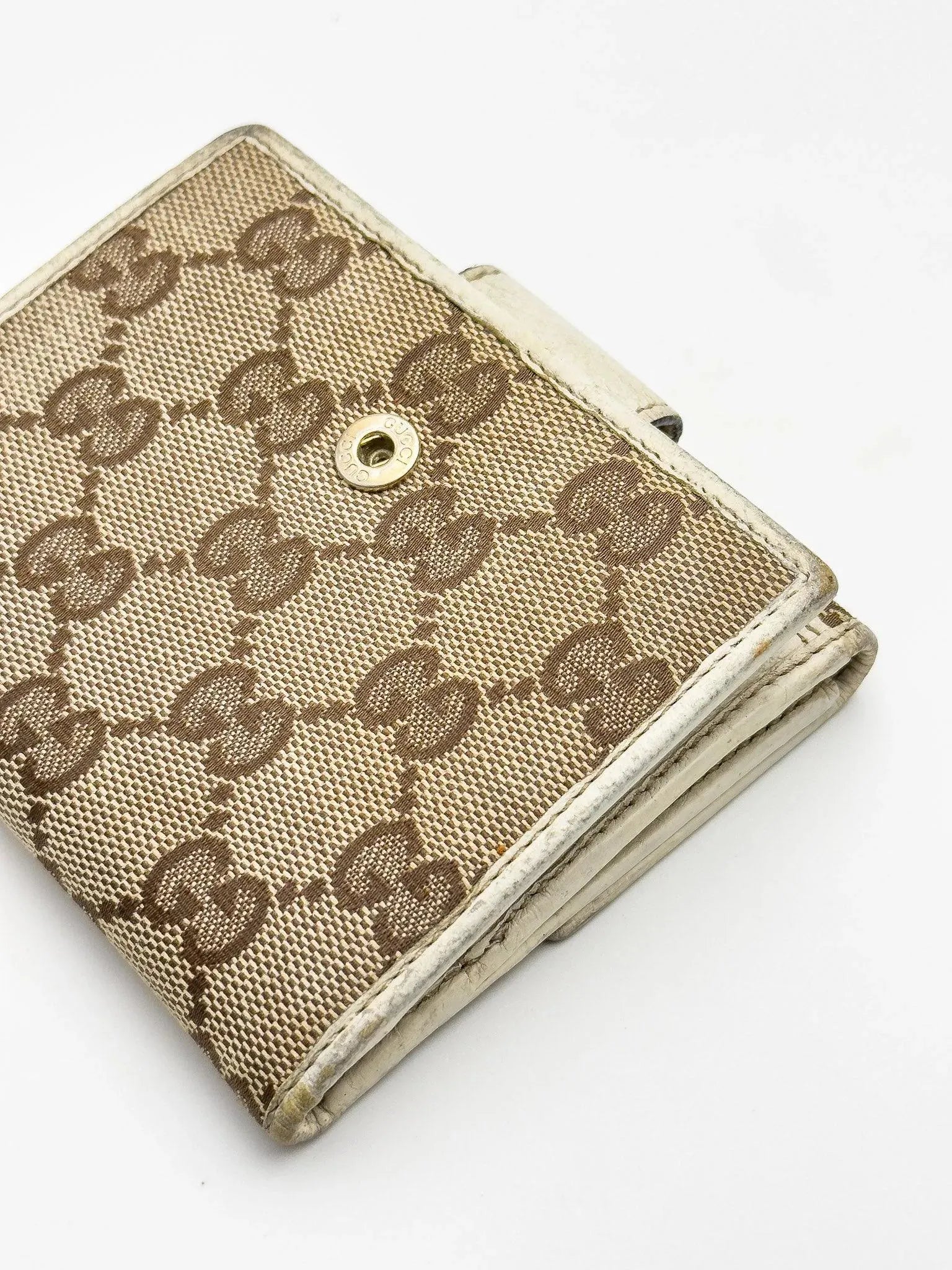 Gucci - Portefeuille en toile GG cuir blanc - Atelier Victor - Vintage Shop