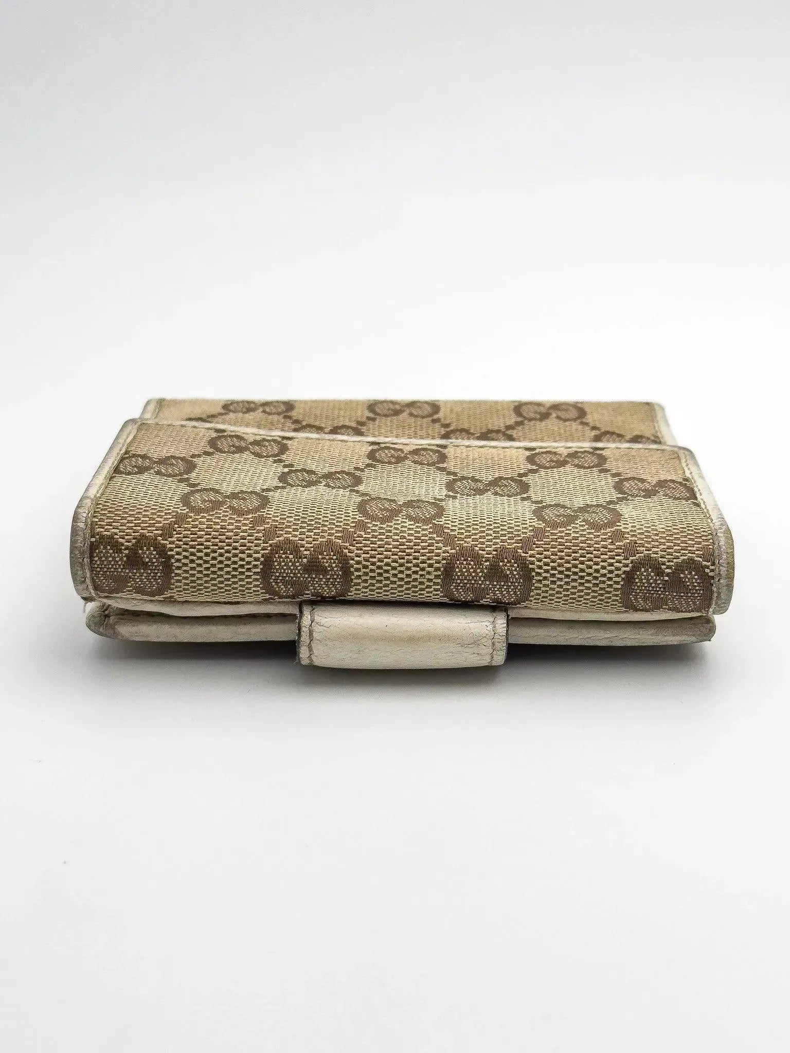 Gucci - Portefeuille en toile GG cuir blanc - Atelier Victor - Vintage Shop