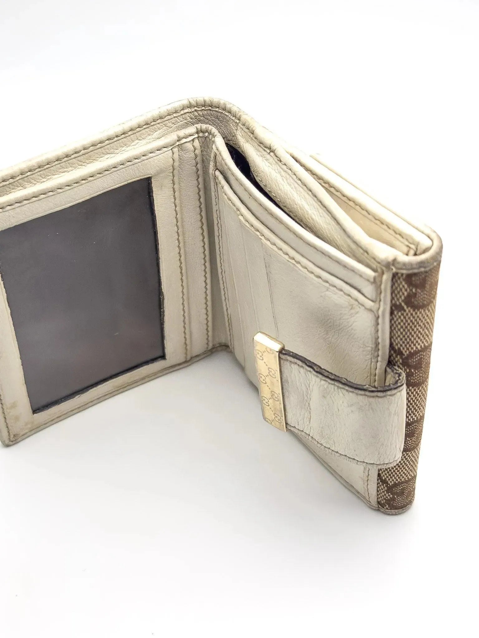 Gucci - Portefeuille en toile GG cuir blanc - Atelier Victor - Vintage Shop