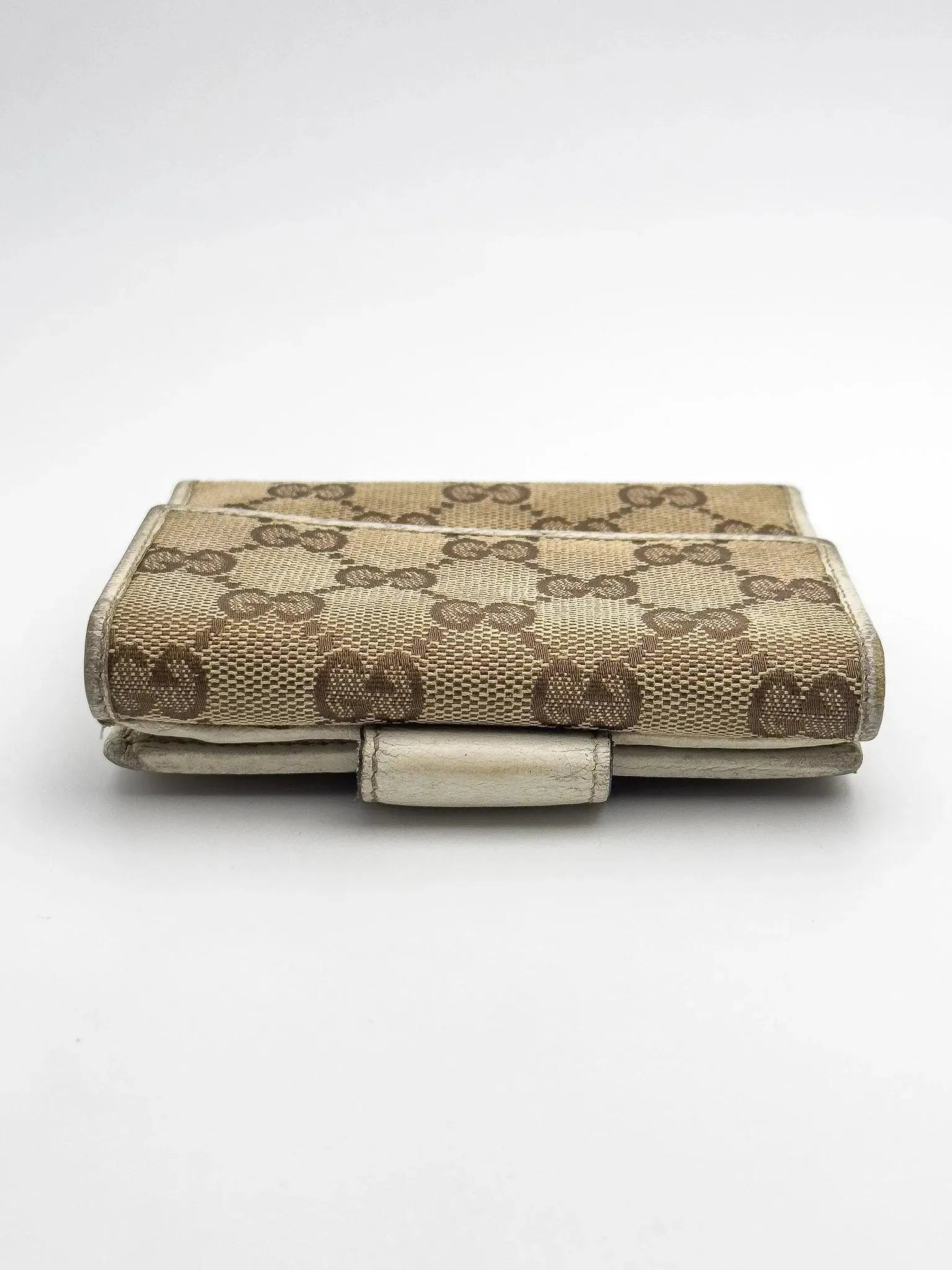 Gucci - Portefeuille en toile GG cuir blanc - Atelier Victor - Vintage Shop