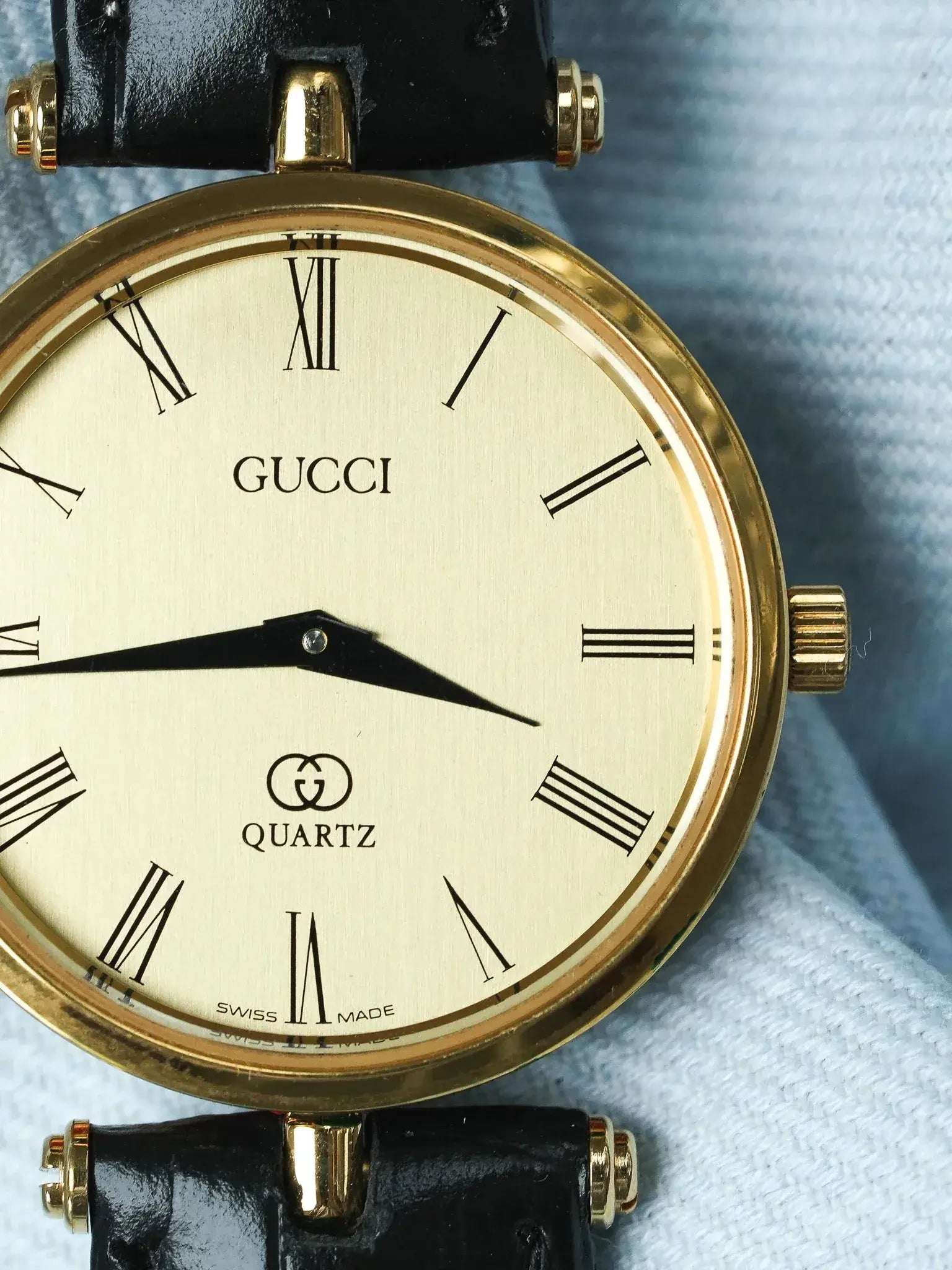 Gucci - Ronde Or et champagne laque rouge Gucci - 1990s