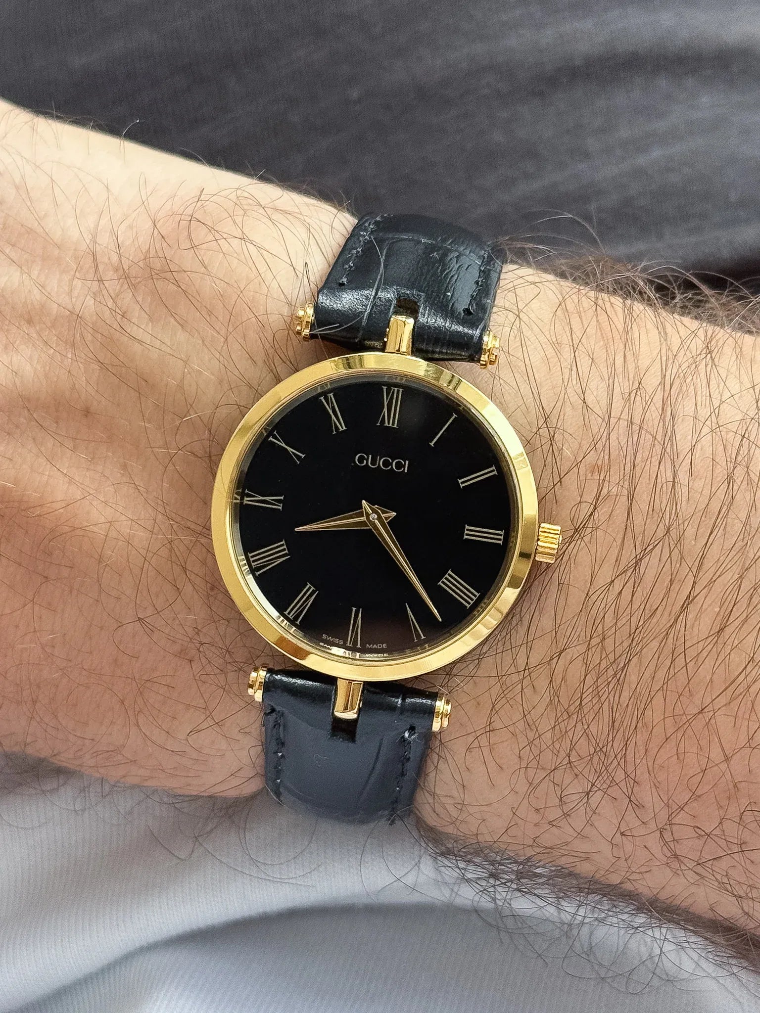 Gucci - Ronde Or et Noir boitier laque noir Gucci - 1990s - Atelier Victor