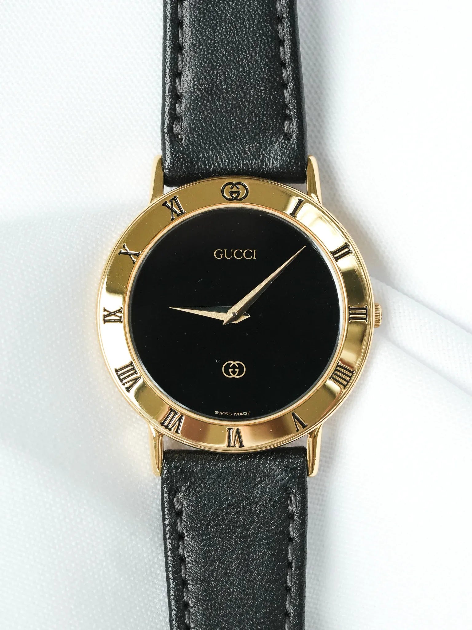Gucci - Ronde Or Index Romain Cadran noir (0005145) - 1990s - Atelier Victor