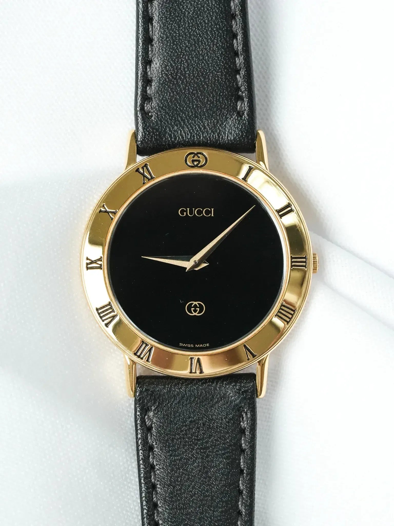 Gucci - Ronde Or Index Romain Cadran noir (0005145) - 1990s - Atelier Victor