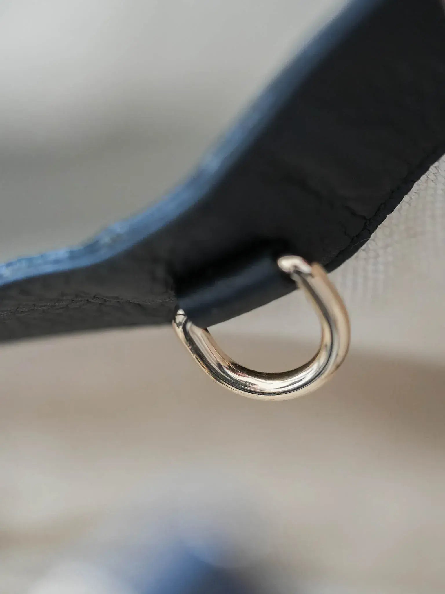 Gucci - Sac à main Soho en cuir noir - Atelier Victor