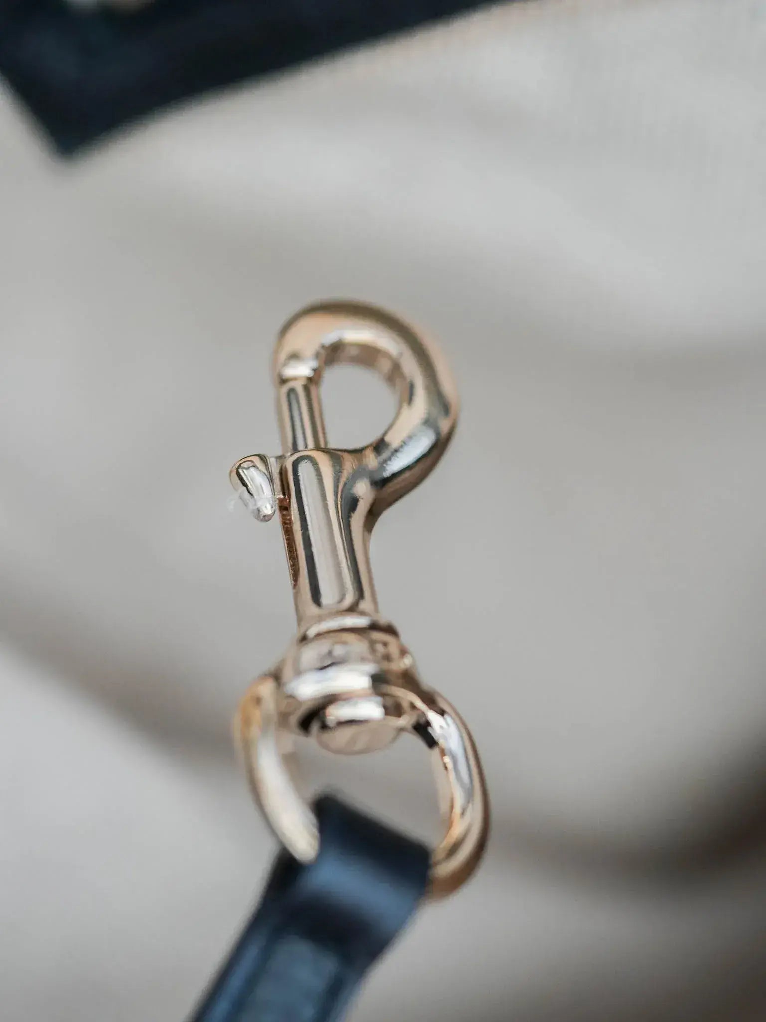 Gucci - Sac à main Soho en cuir noir - Atelier Victor