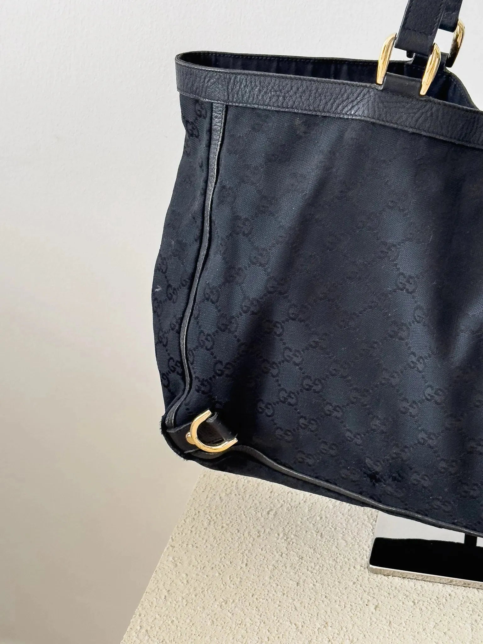Gucci - Sac cabas GG Abbey noir - Atelier Victor Paris - Vintage Watch Shop Dubai