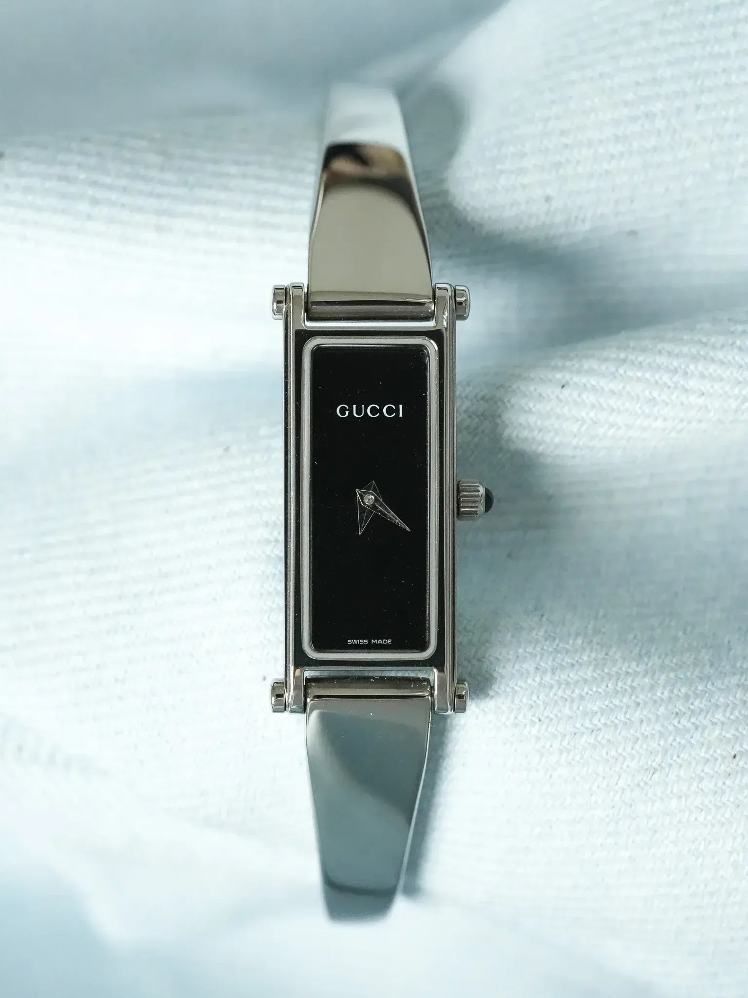 Gucci - Tank Bracelet Jonc Acier Cadran noir - 1990s - Atelier Victor