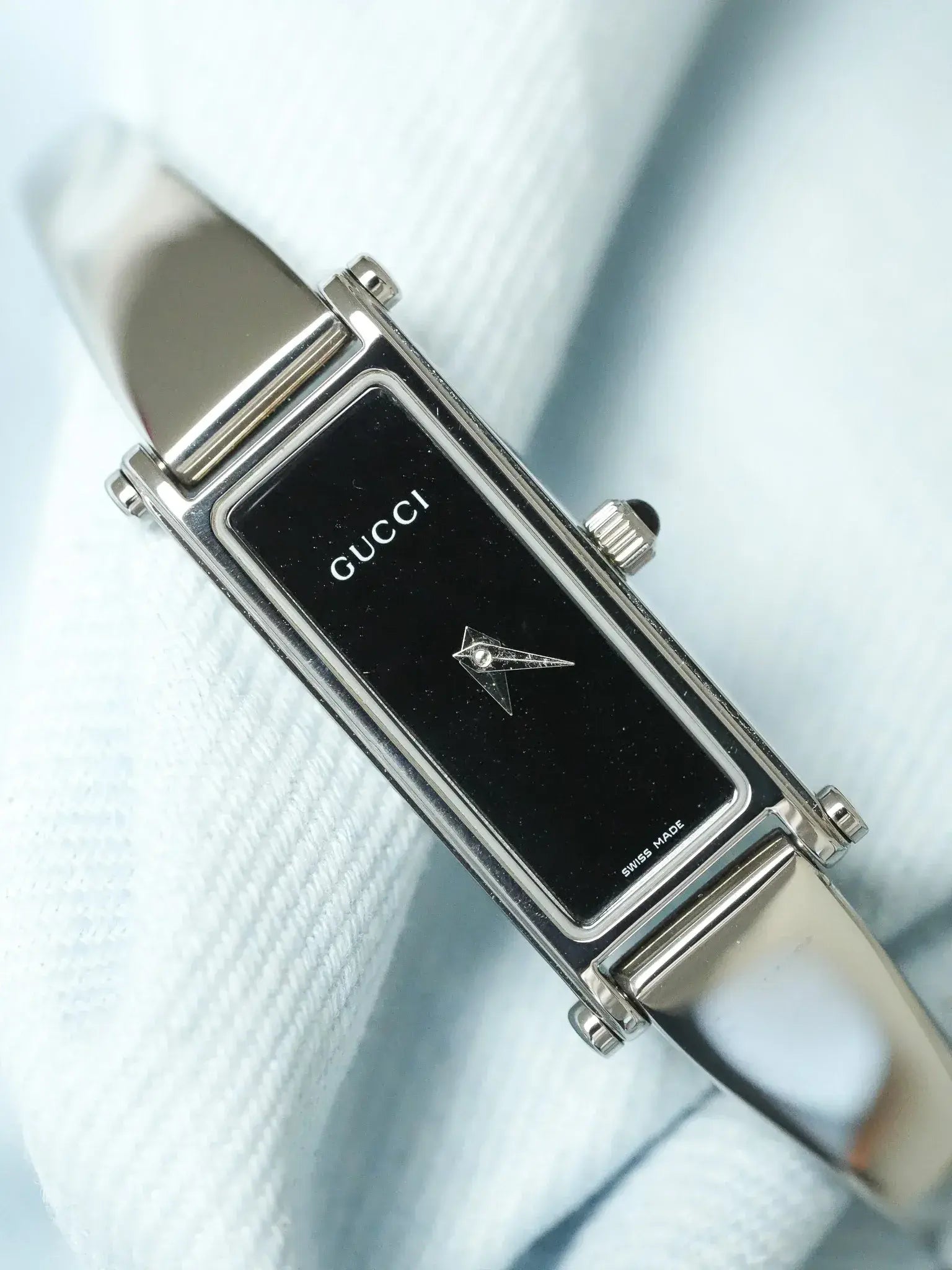 Gucci - Tank Bracelet Jonc Acier Cadran noir - 1990s - Atelier Victor