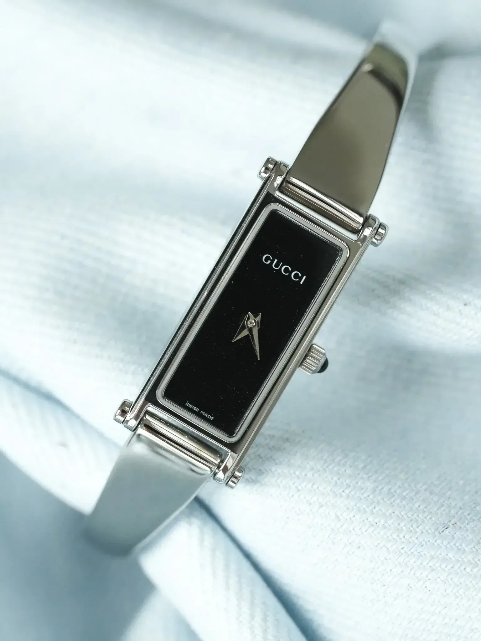 Gucci - Tank Bracelet Jonc Acier Cadran noir - 1990s - Atelier Victor