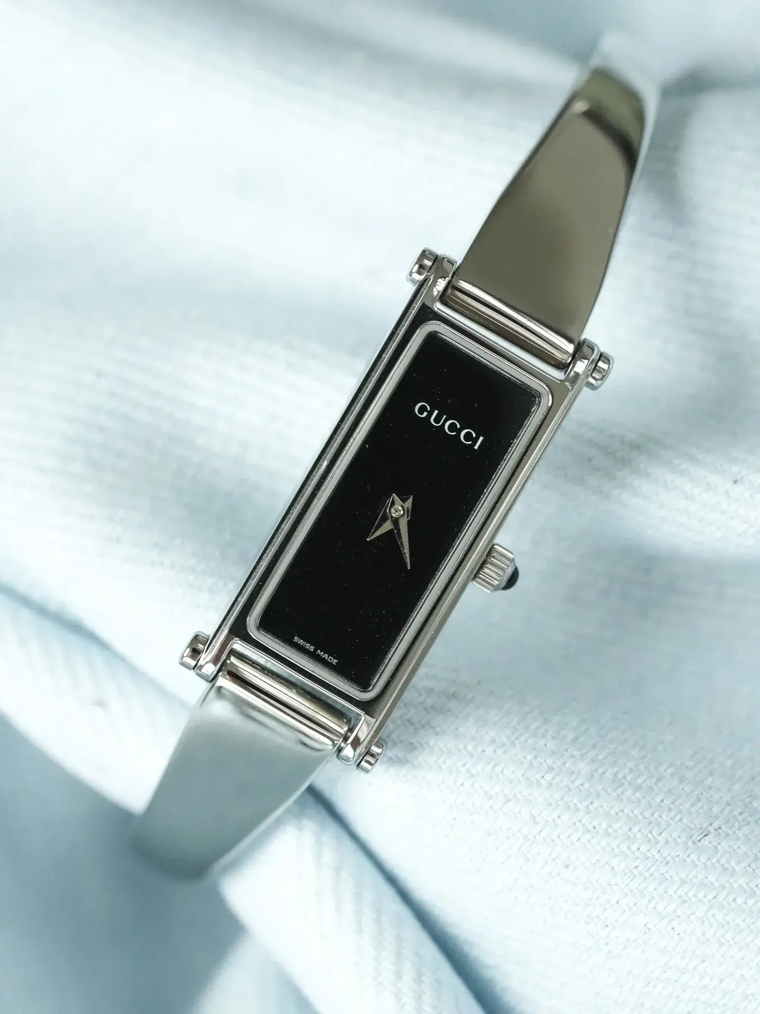 Gucci - Tank Bracelet Jonc Acier Cadran noir - 1990s - Atelier Victor