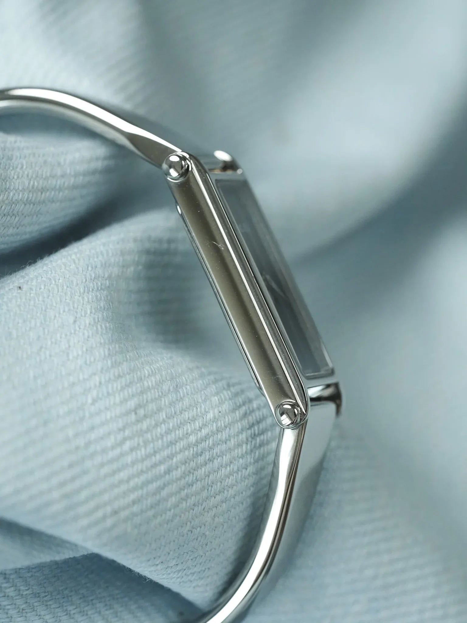 Gucci - Tank Bracelet Jonc Acier Cadran noir - 1990s - Atelier Victor