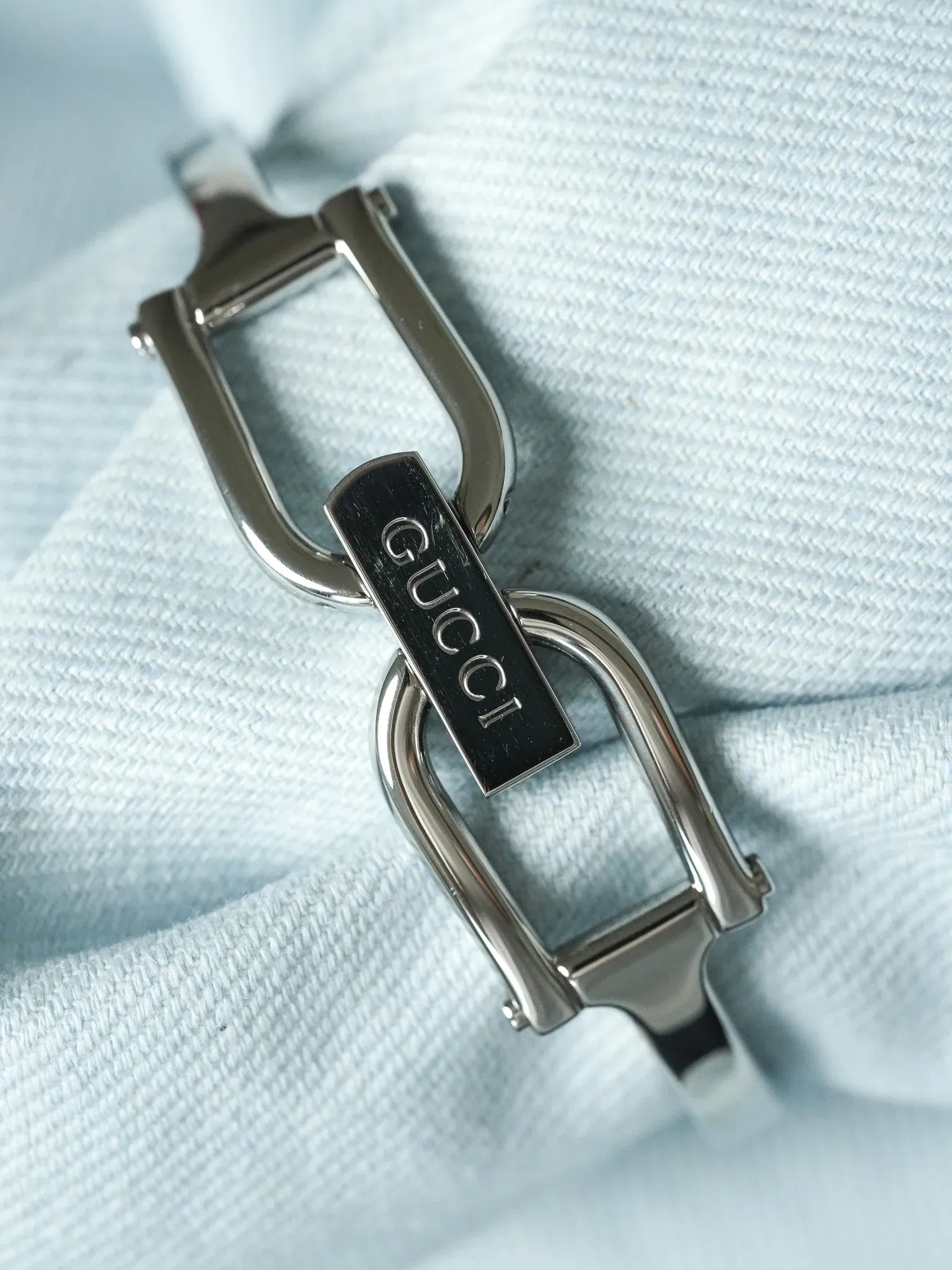 Gucci - Tank Bracelet Jonc Acier Cadran noir - 1990s - Atelier Victor