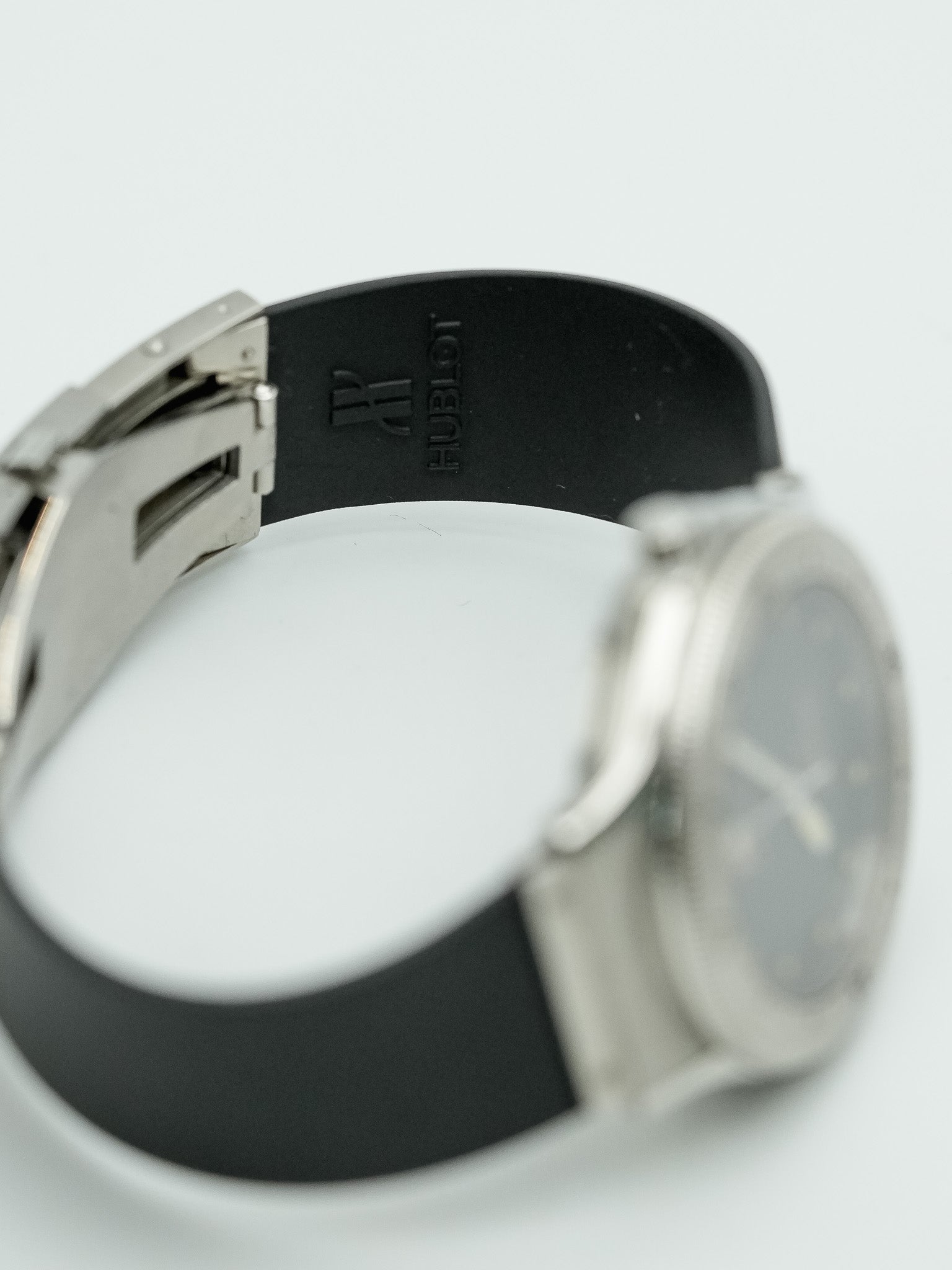 Hublot - MDM Acier Automatique Professionnal 300m - 1990s - Atelier Victor - Vintage Shop
