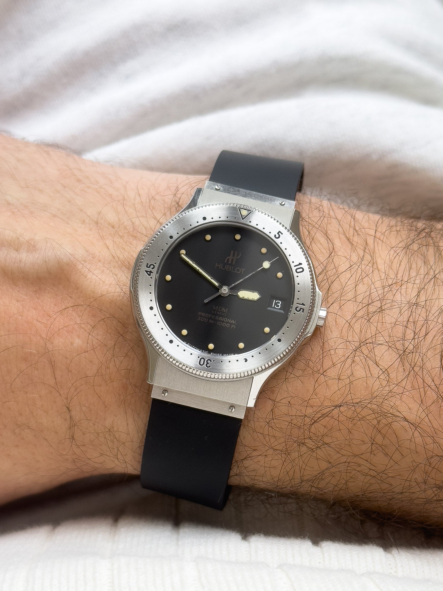 Hublot - MDM Acier Automatique Professionnal 300m - 1990s - Atelier Victor - Vintage Shop