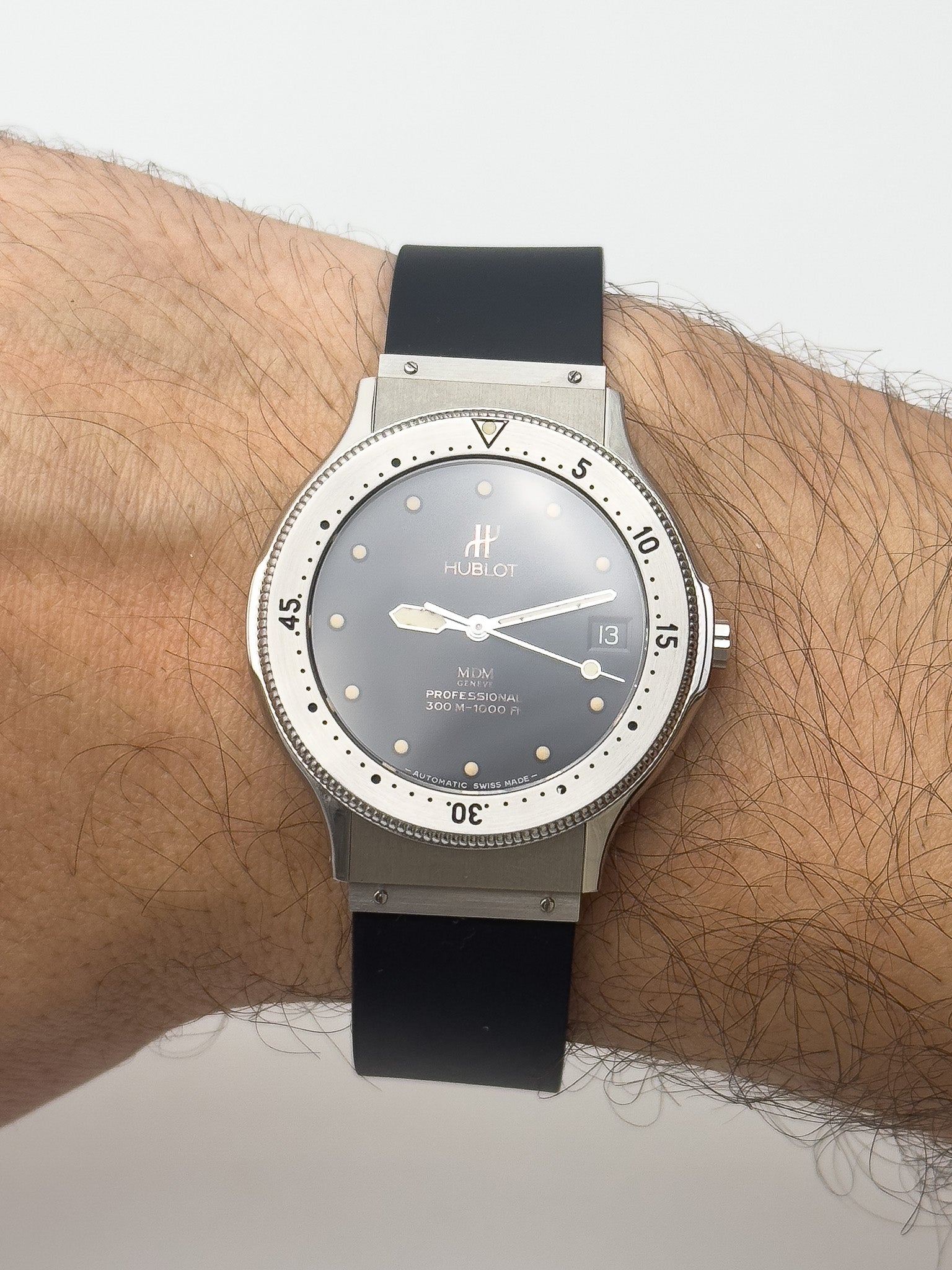 Hublot - MDM Acier Automatique Professionnal 300m - 1990s - Atelier Victor - Vintage Shop