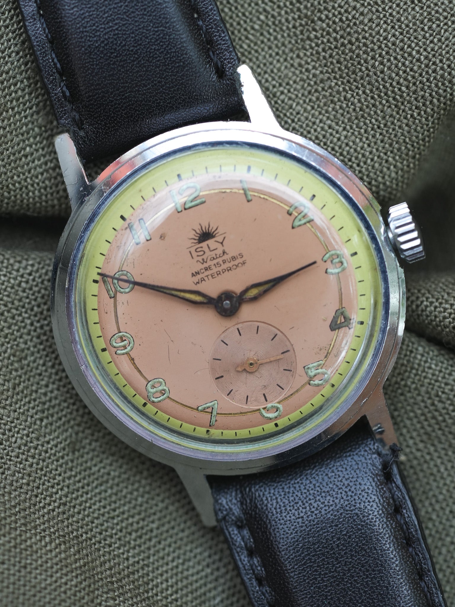 Isly - Saumon Index Vert - 1970s - Atelier Victor - Vintage Shop