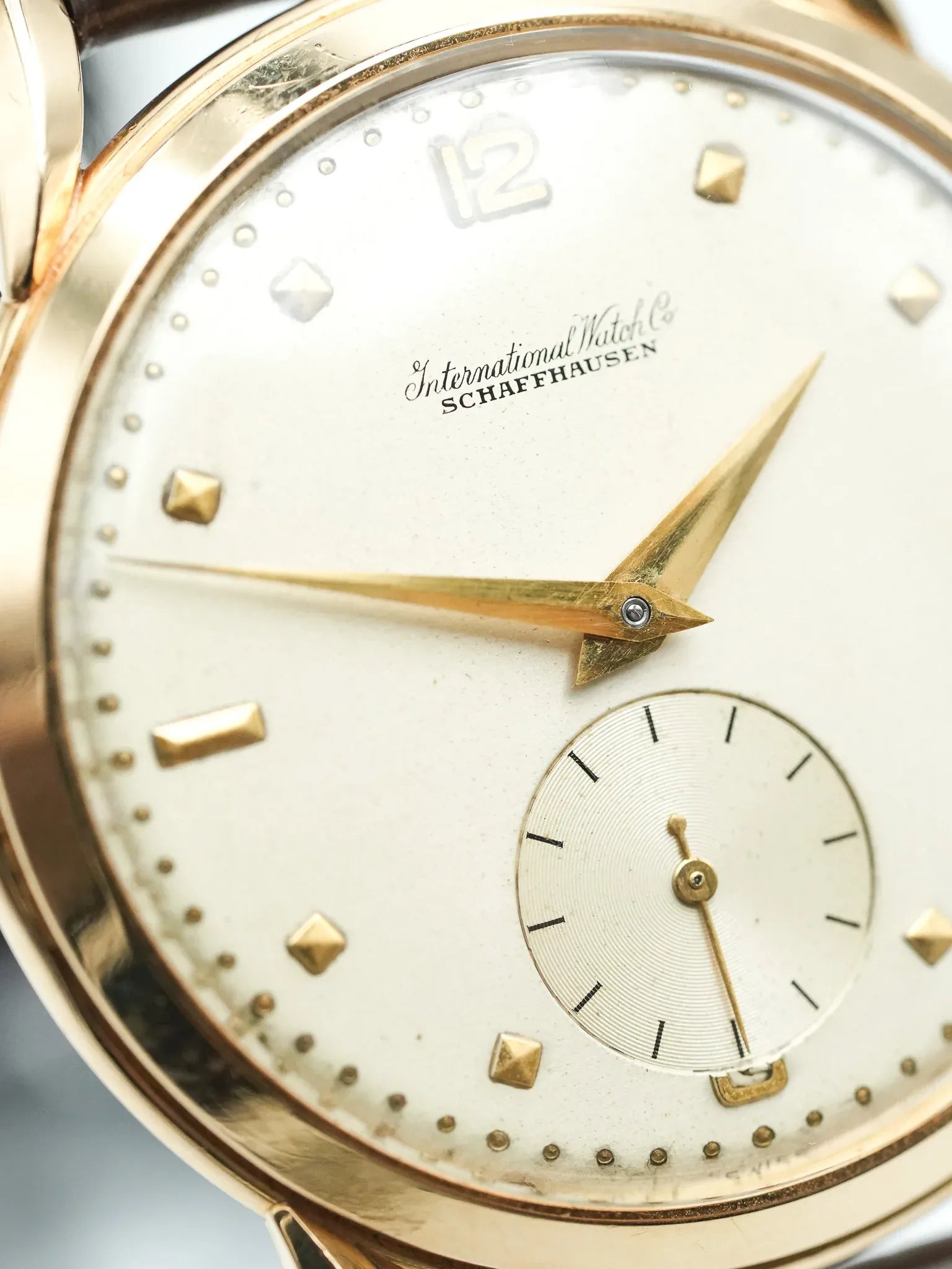 IWC - Calatrava Or jaune 18k Cornes Gouttes d'eau - 1940s - Atelier Victor