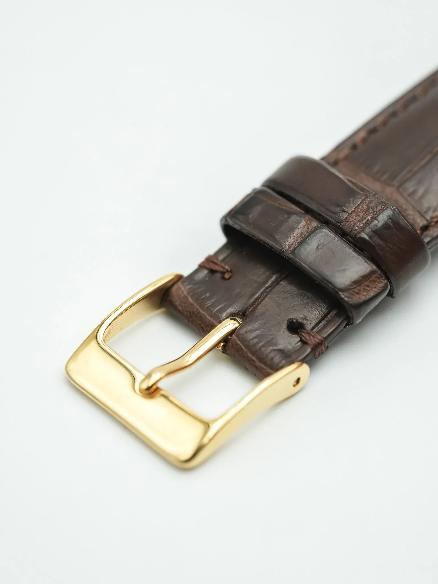 IWC - Calatrava Or jaune 18k Cornes Gouttes d'eau - 1940s - Atelier Victor - Vintage Shop