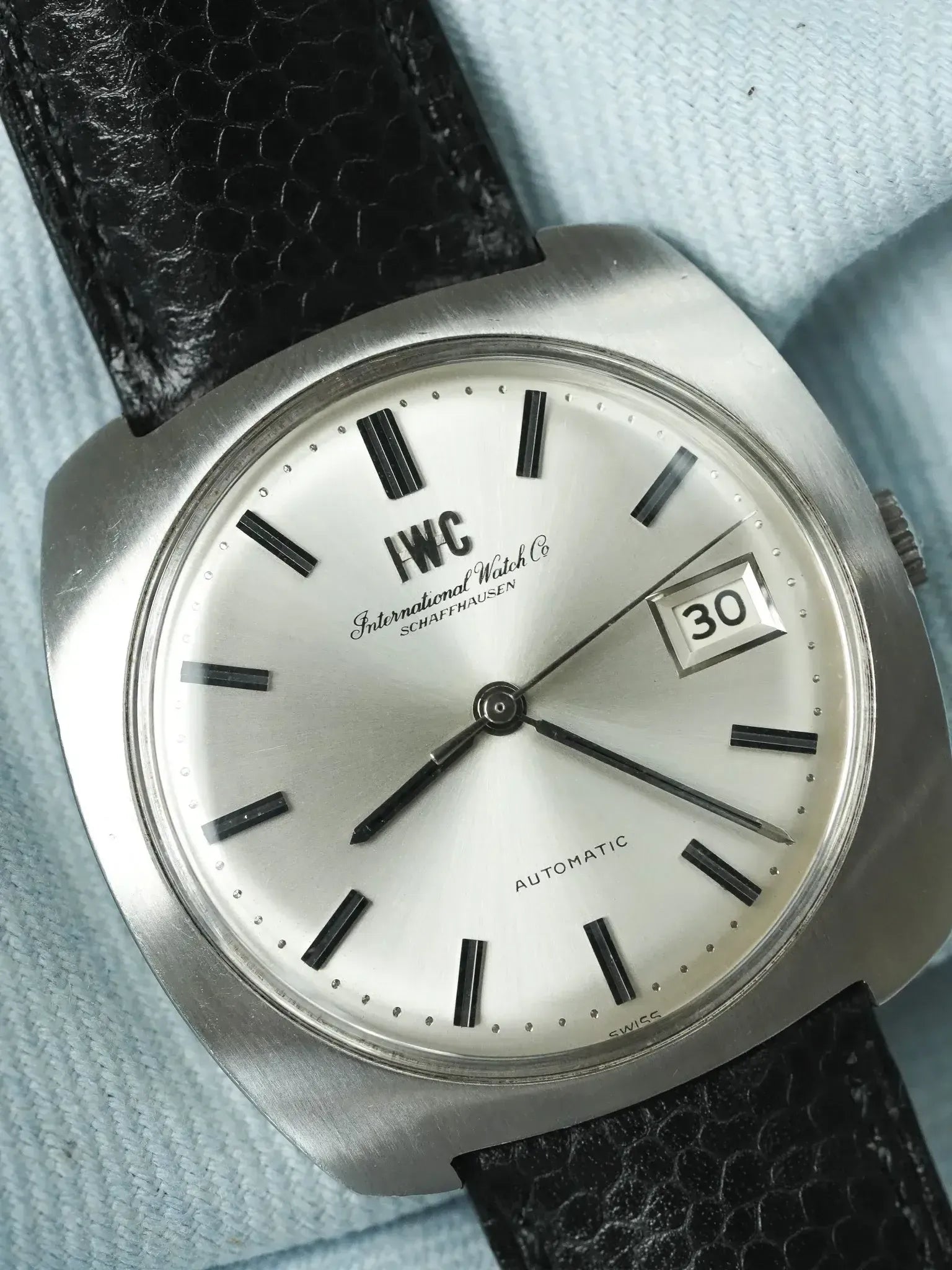 IWC - R814A Coussin Acier Brossé Monobloc cal.8541 - 1960s - Atelier Victor