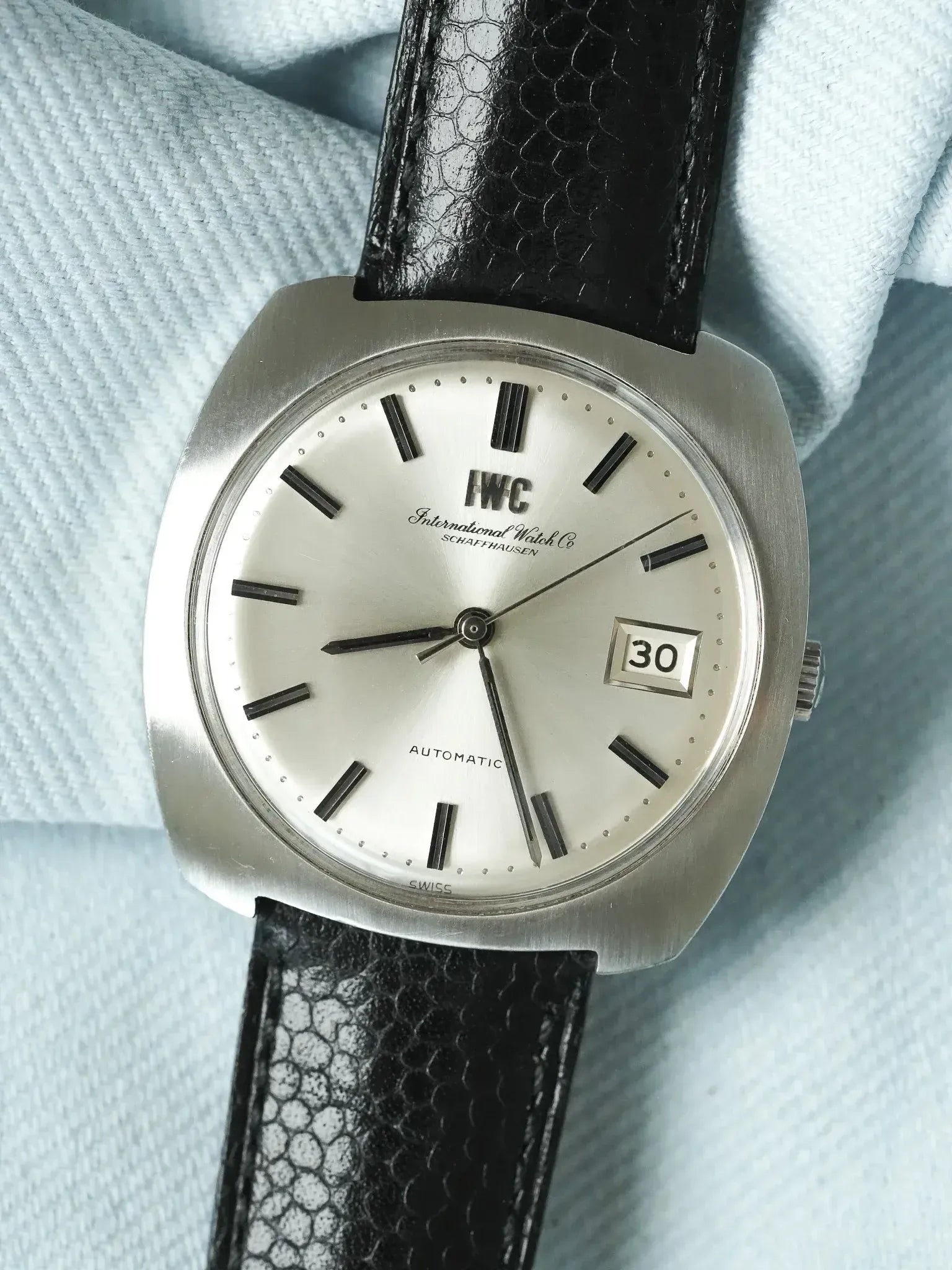 IWC - R814A Coussin Acier Brossé Monobloc cal.8541 - 1960s - Atelier Victor