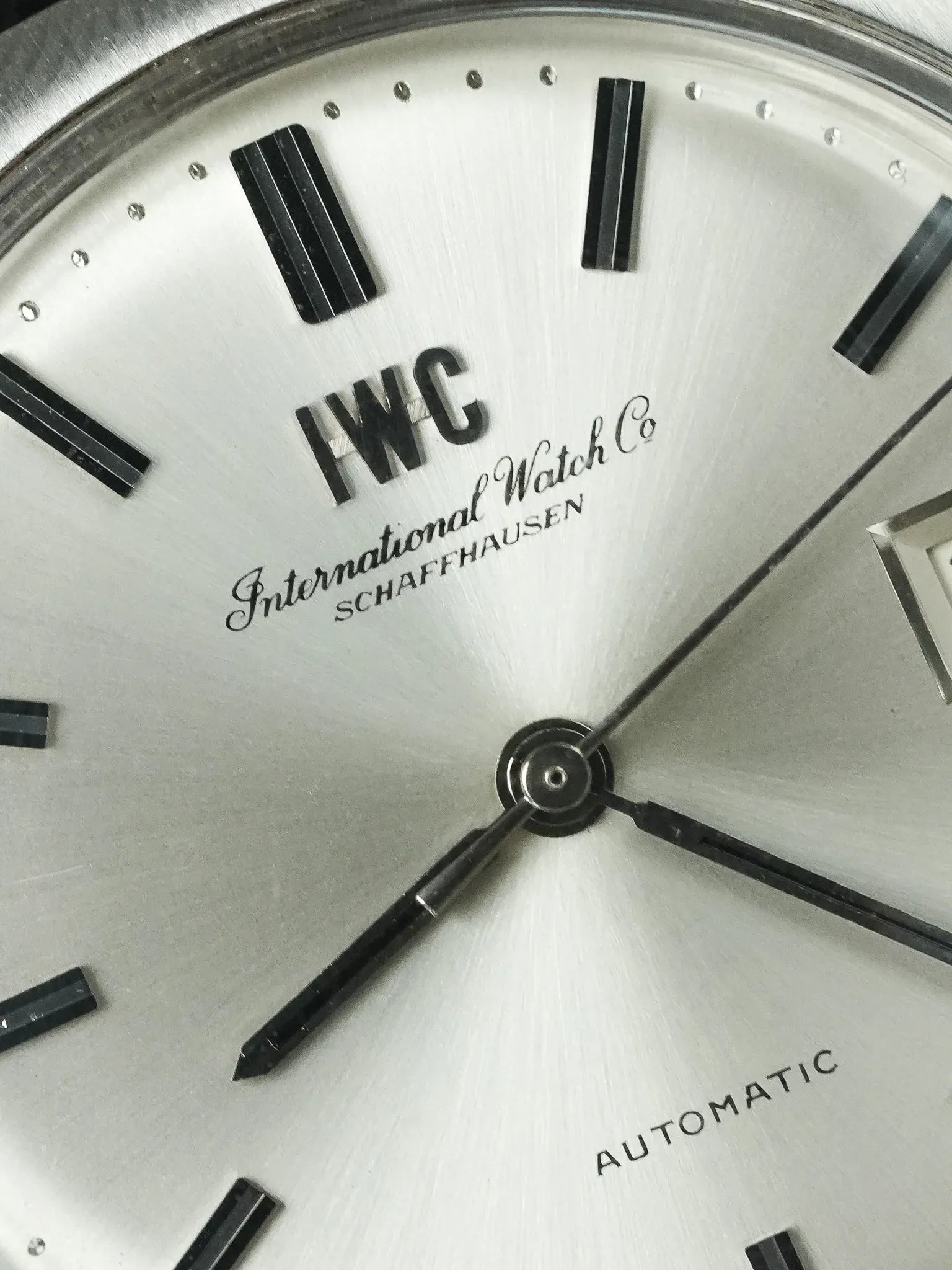 IWC - R814A Coussin Acier Brossé Monobloc cal.8541 - 1960s - Atelier Victor