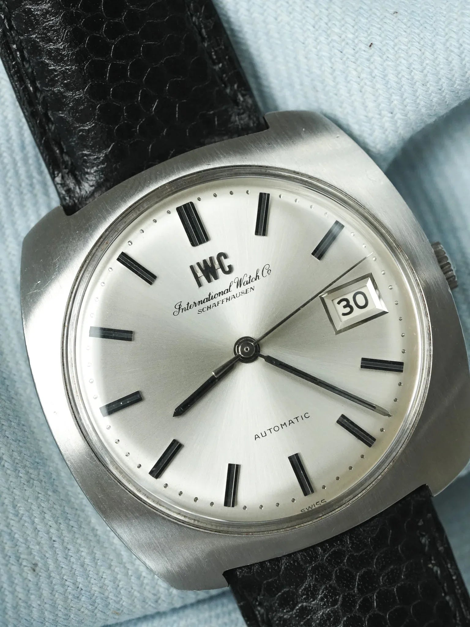 IWC - R814A Coussin Acier Brossé Monobloc cal.8541 - 1960s - Atelier Victor