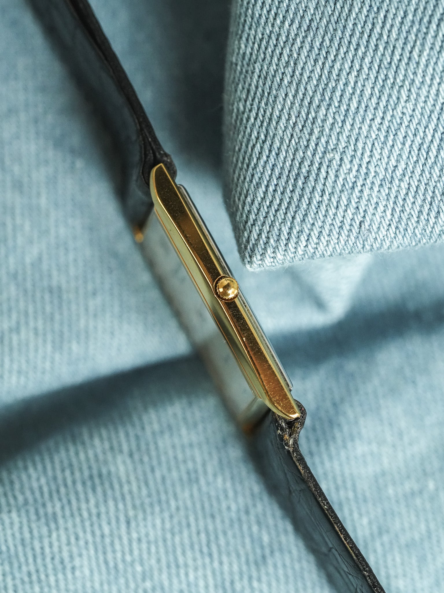 J.Pierre Lafond Genève - Tank Slim Or 12 - 1990s - Atelier Victor - Vintage Shop