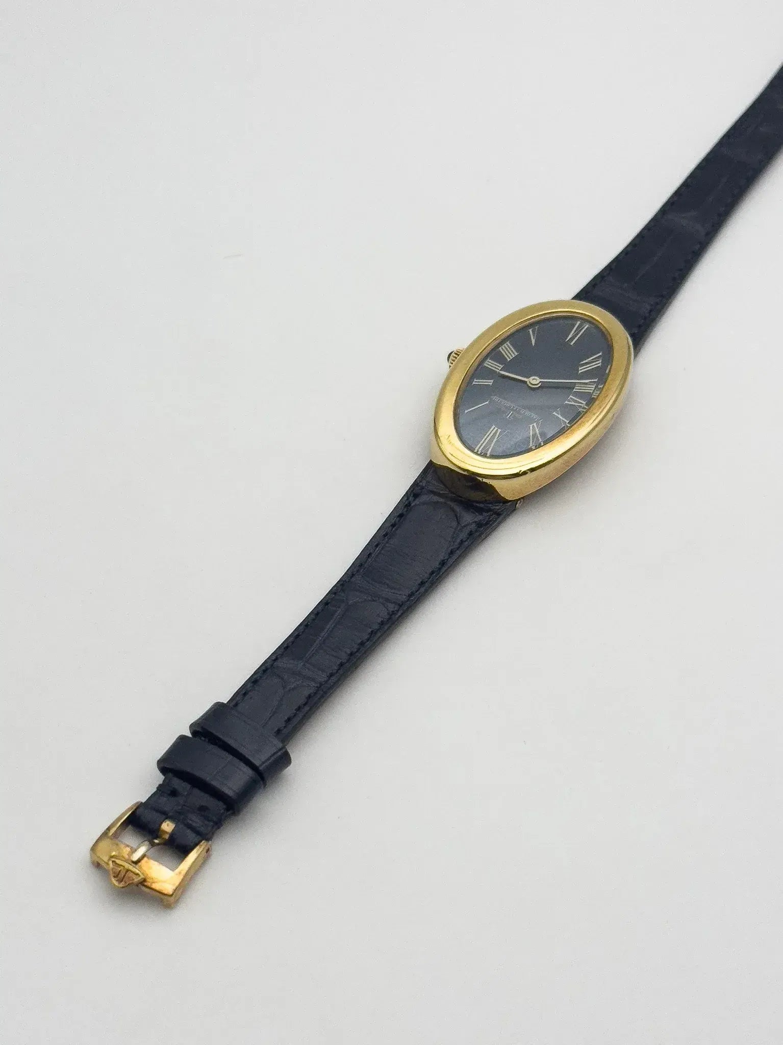 Jaeger-LeCoultre - 9113 Baignoire Or 18k Bleu tapissé - 1970s - Atelier Victor