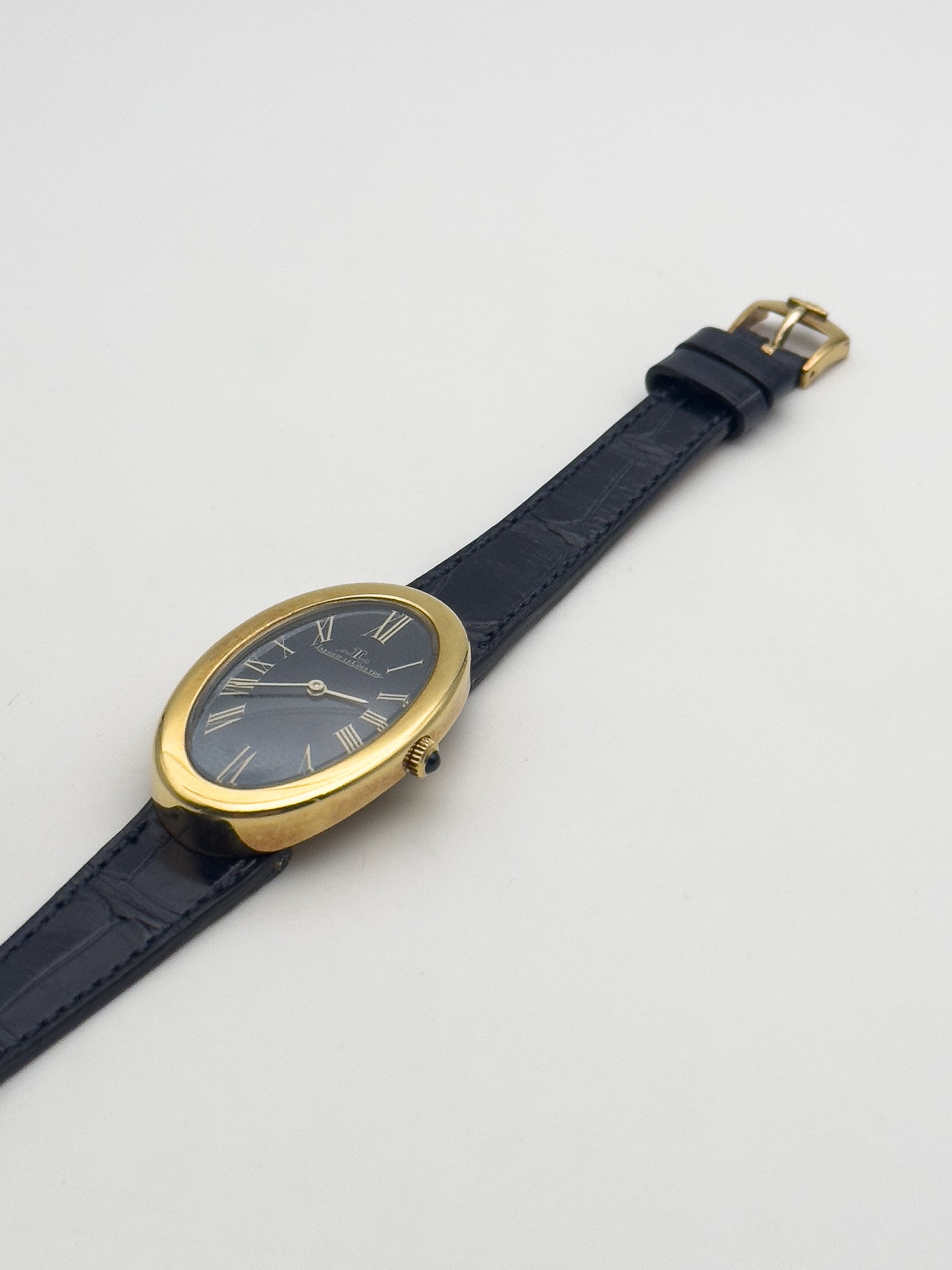 Jaeger-LeCoultre - 9113 Baignoire Or 18k Bleu tapissé - 1970s - Atelier Victor - Vintage Shop
