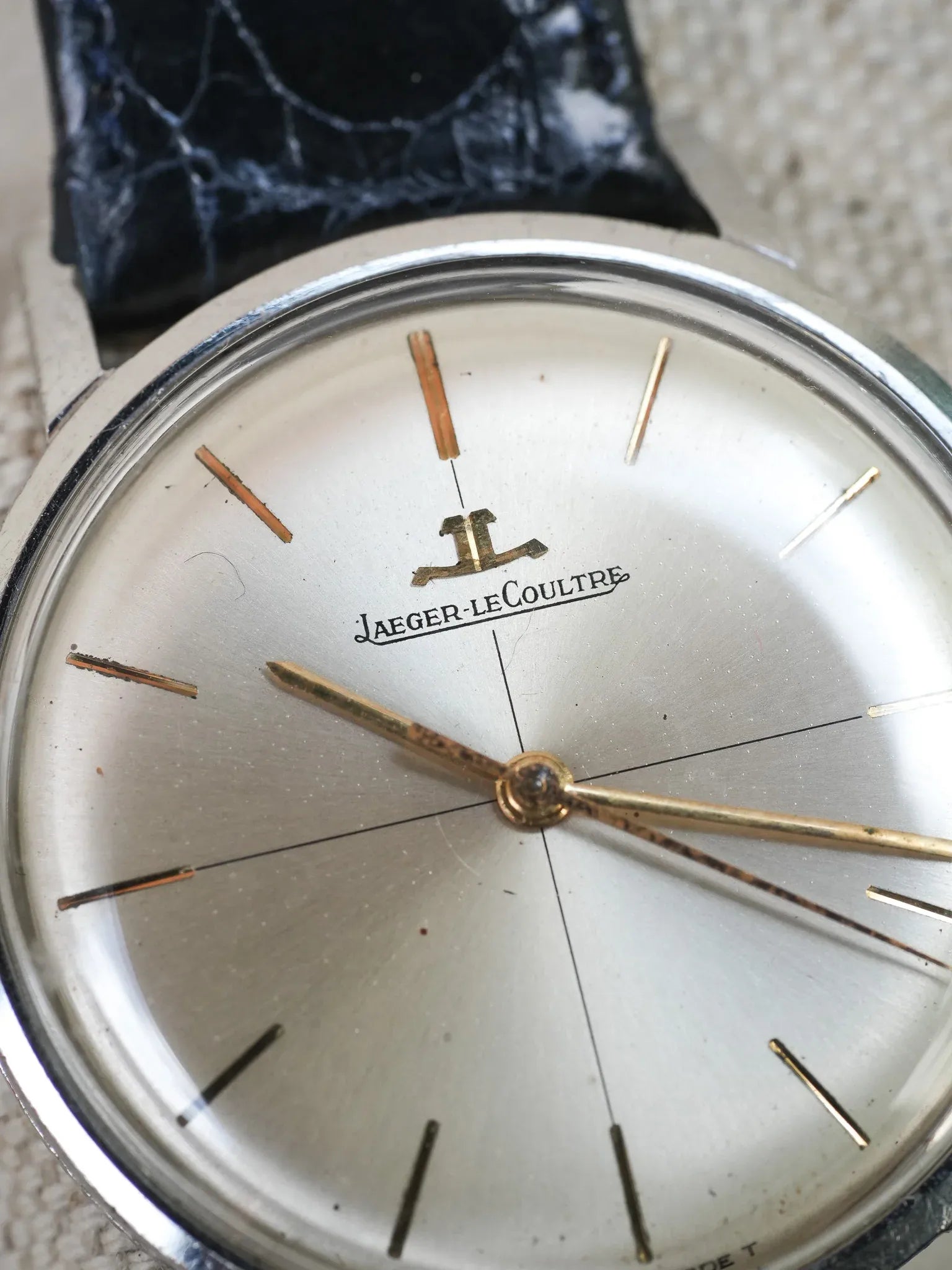 Jaeger-LeCoultre - Dress Watch Acier Crosshair Index Or - 1960s - Atelier Victor - Vintage Shop